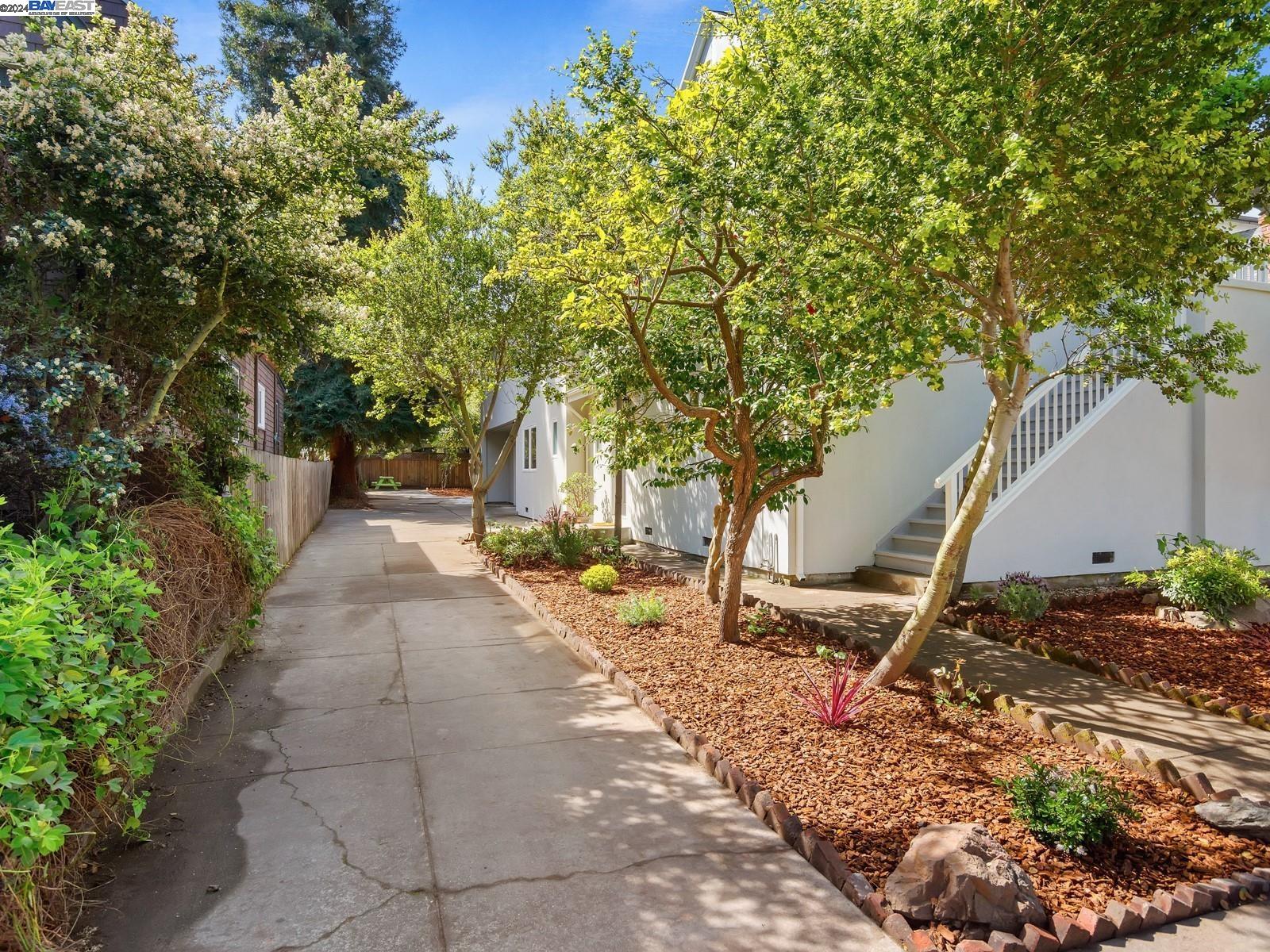 928 Taylor Ave