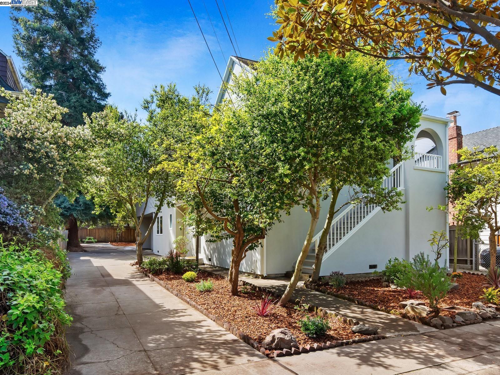 928 Taylor Ave