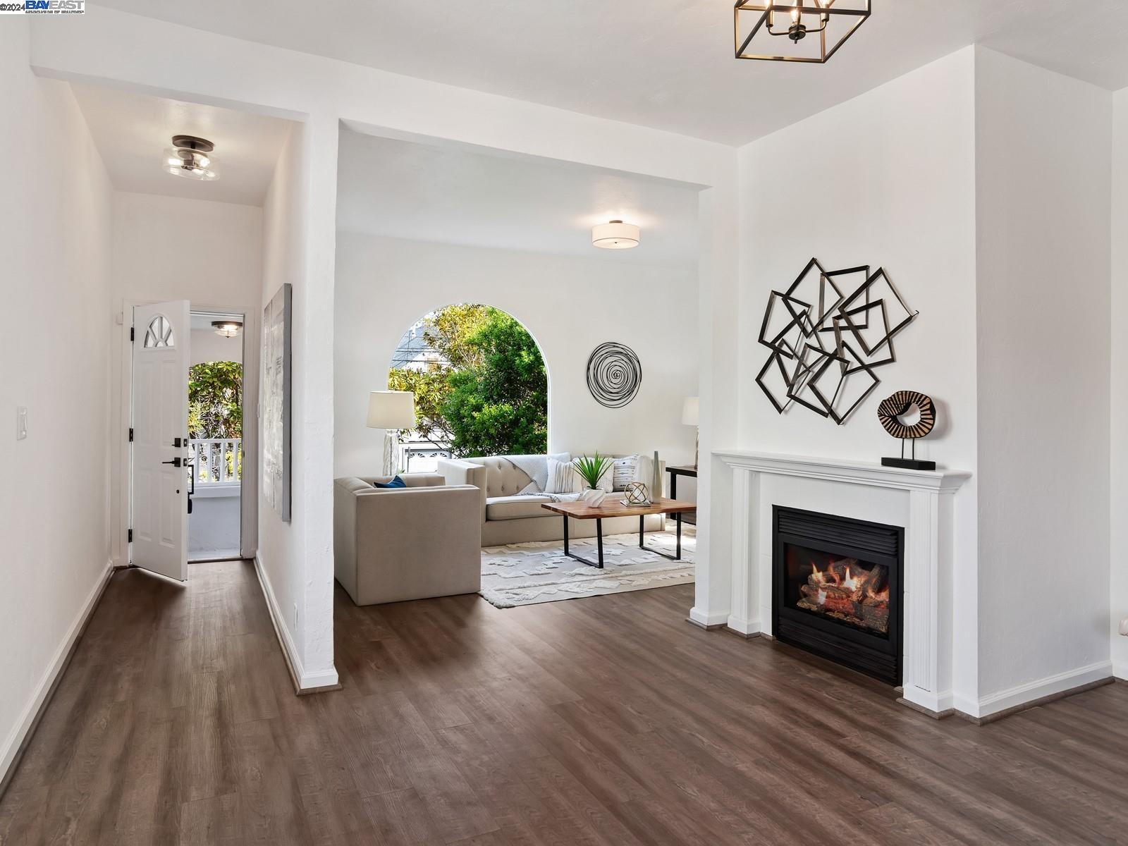 928 Taylor Ave