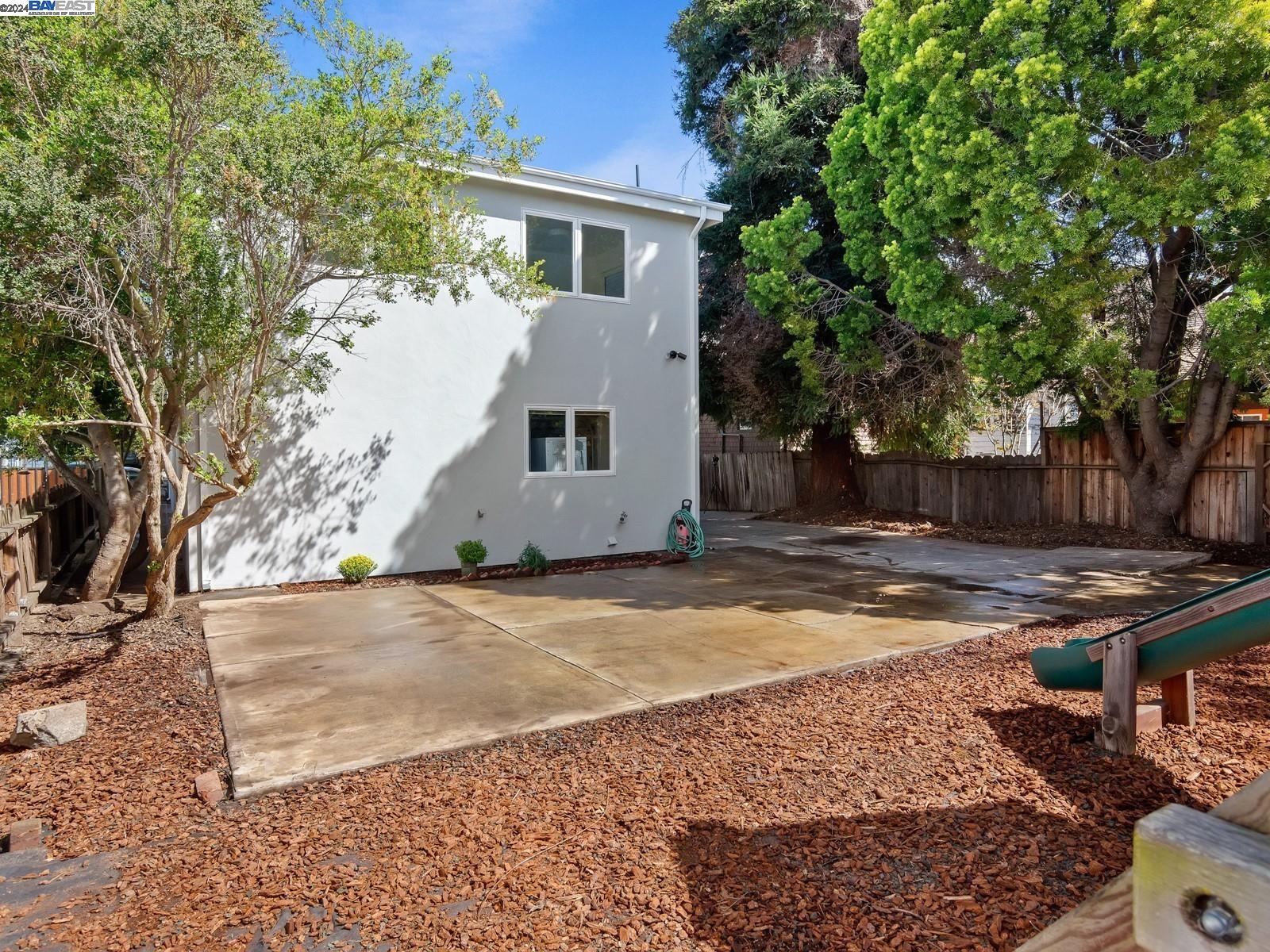 928 Taylor Ave