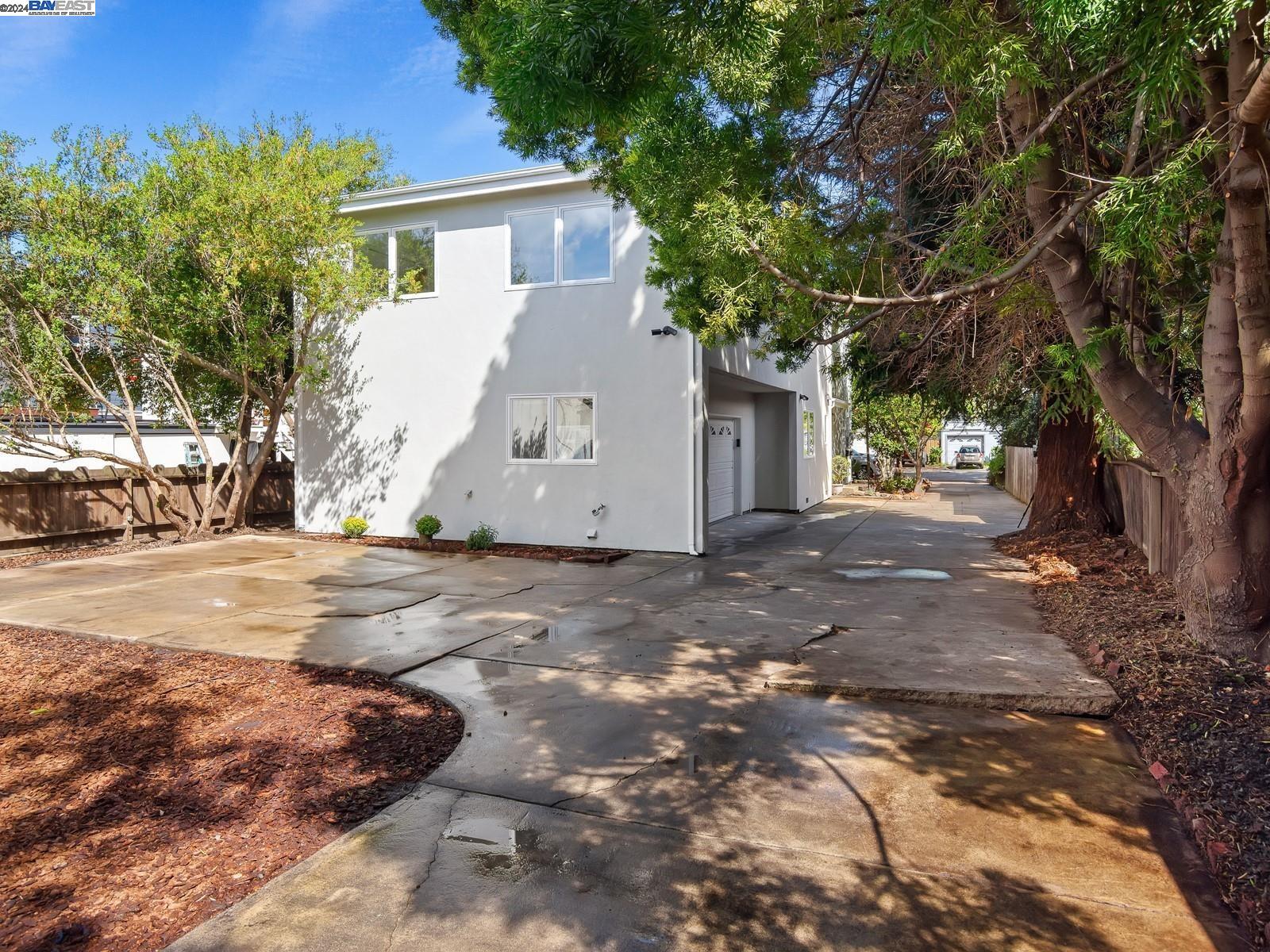 928 Taylor Ave