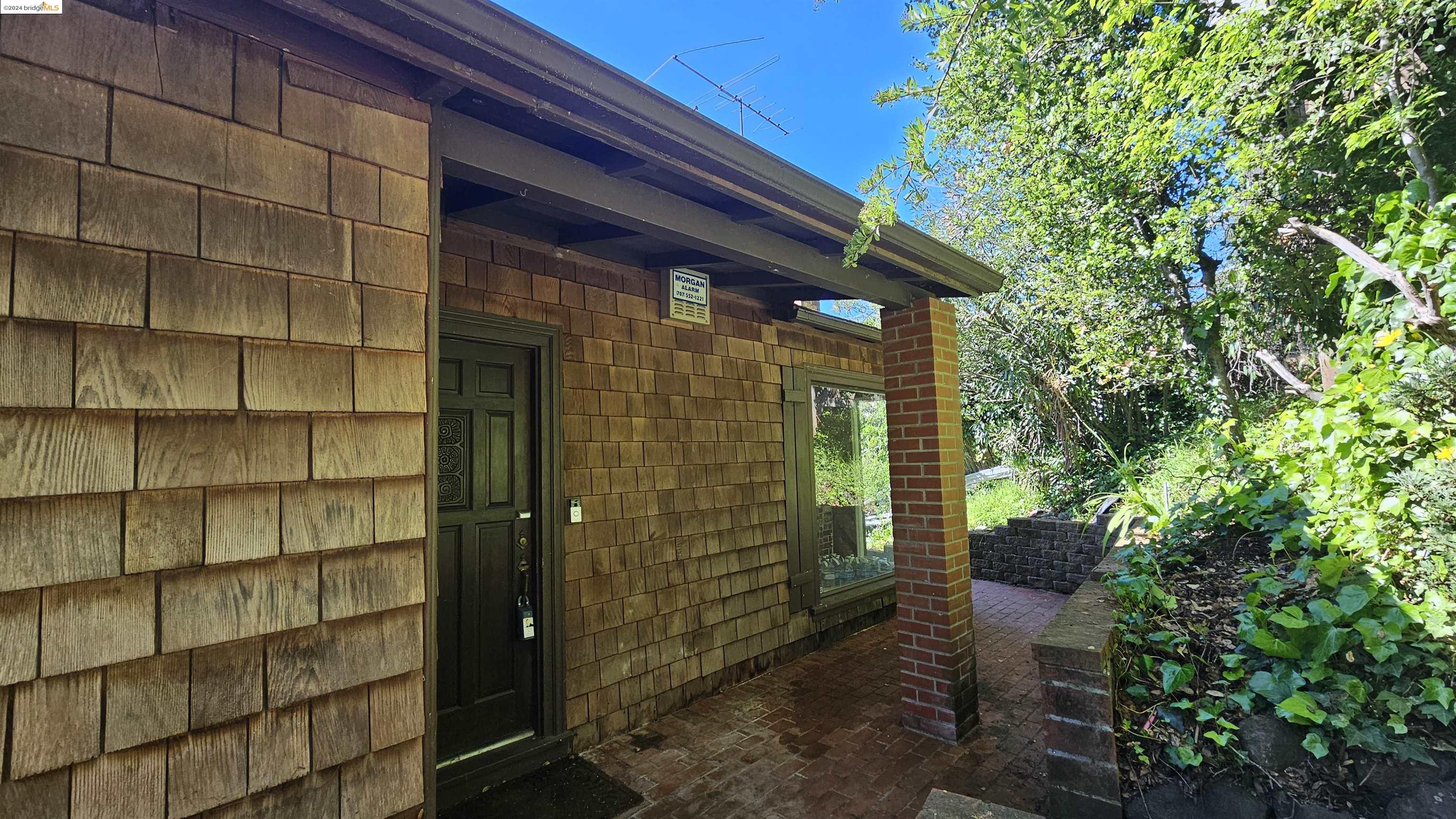 5687 Merriewood Dr