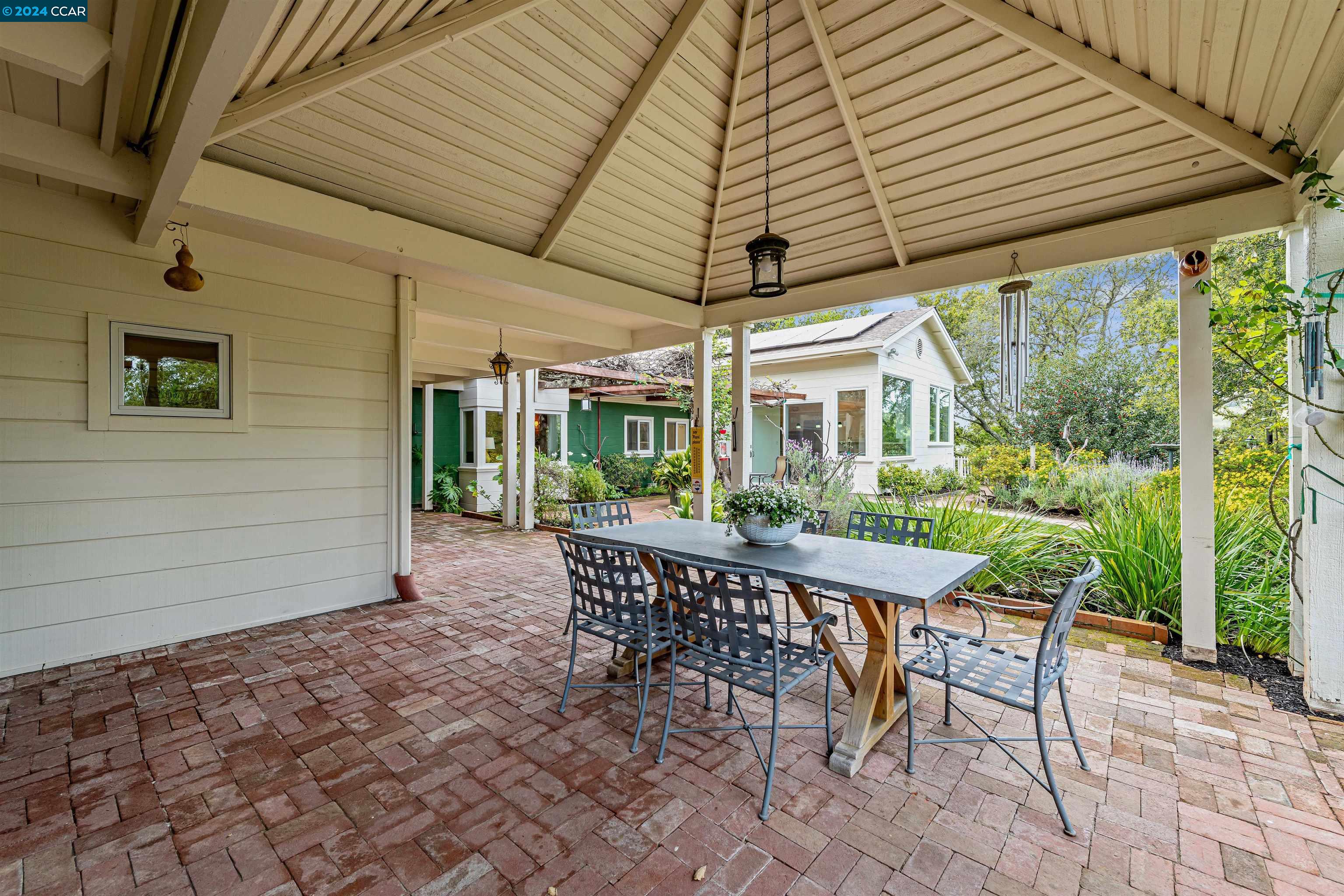 11 Valley View Road
