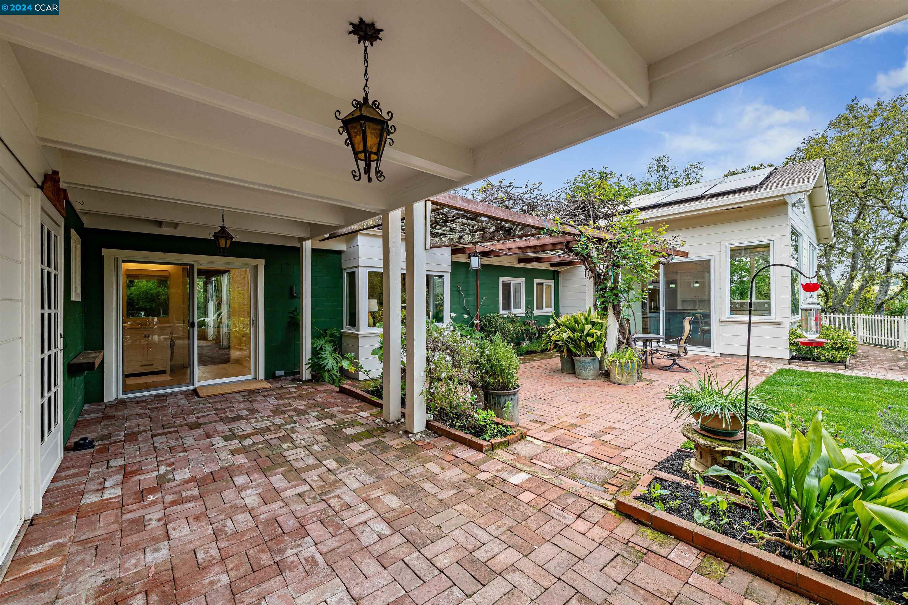 11 Valley View Road