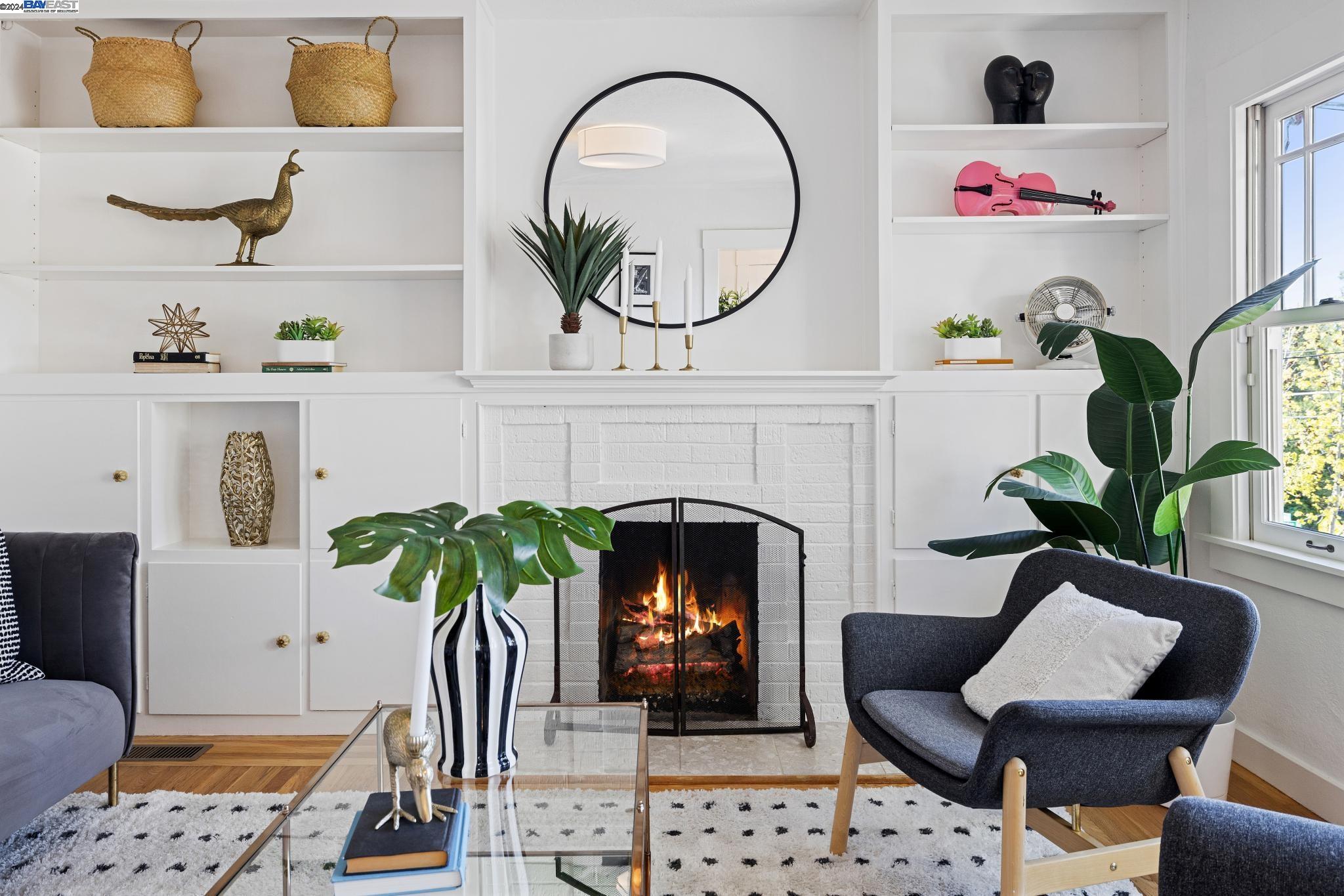 2720 MADELINE STREET