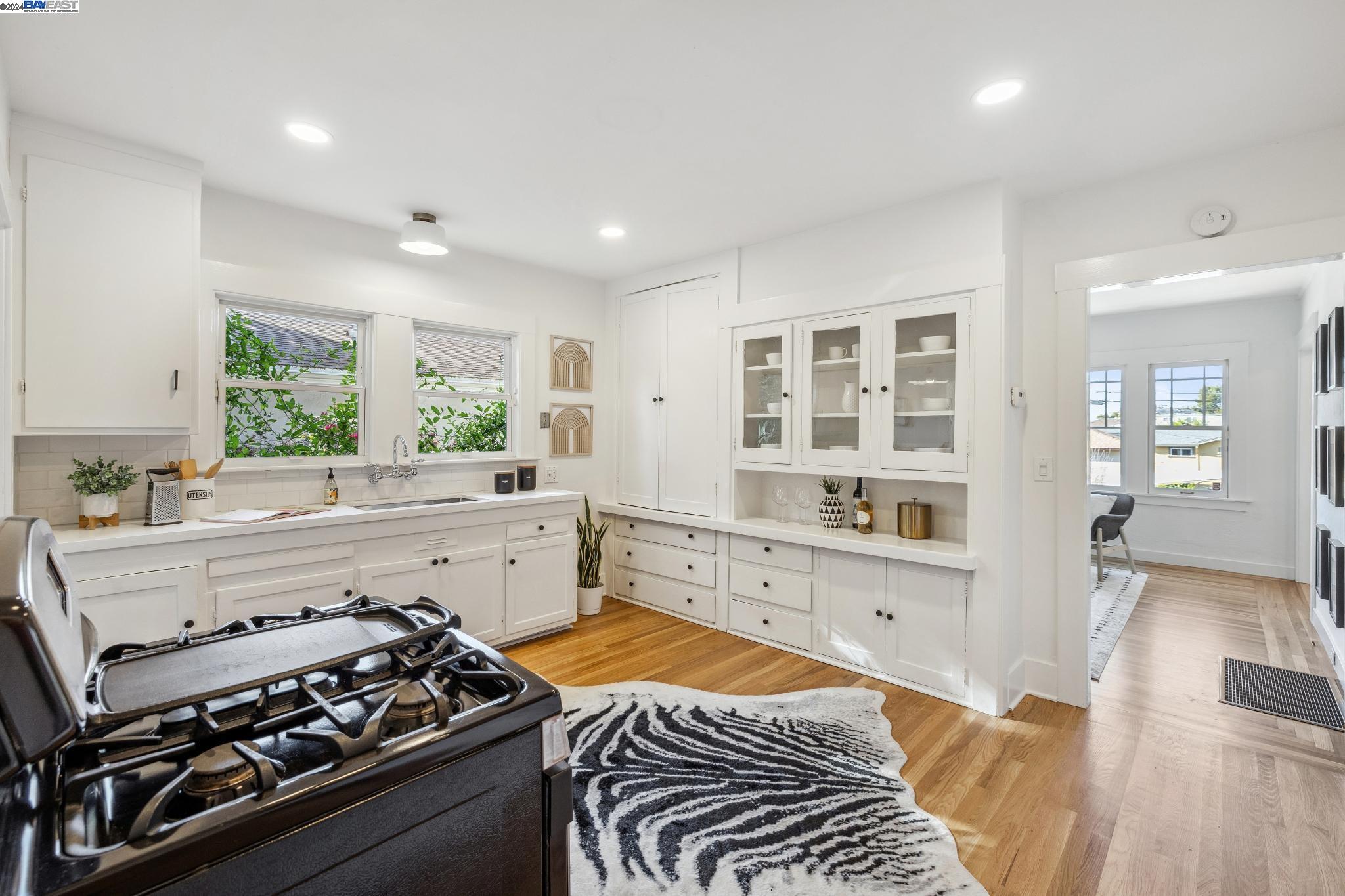 2720 MADELINE STREET