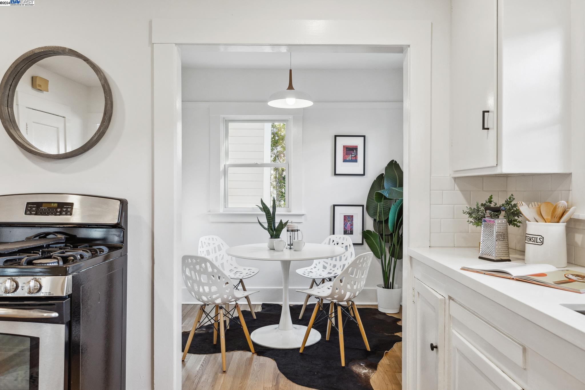 2720 MADELINE STREET