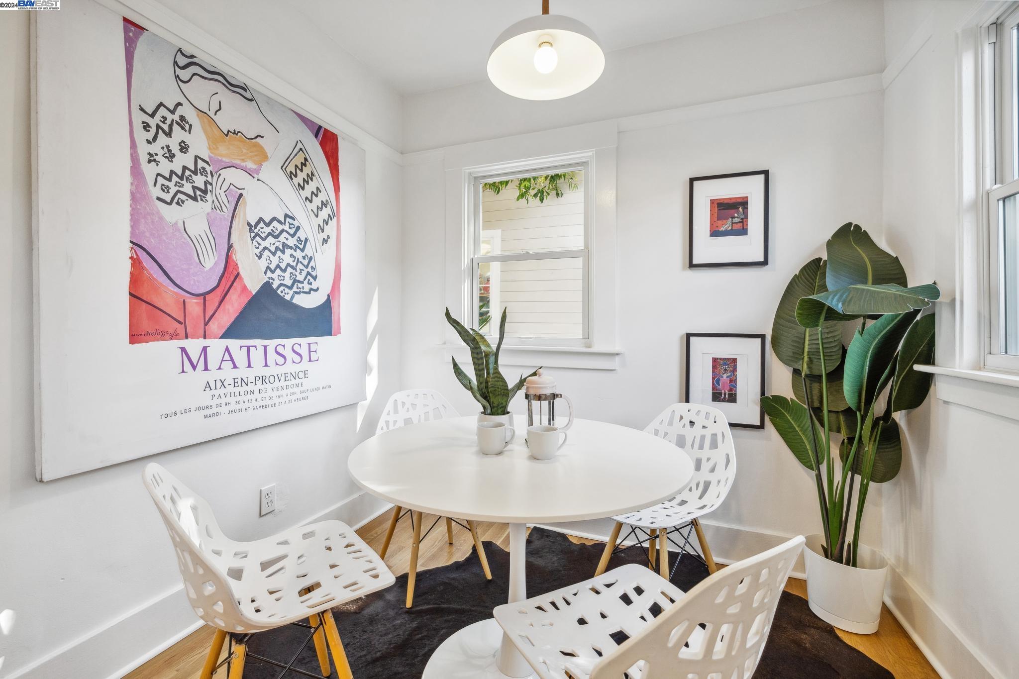 2720 MADELINE STREET