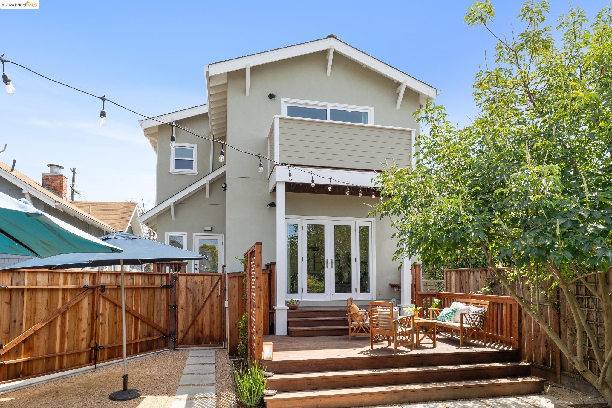 2711 12th Ave