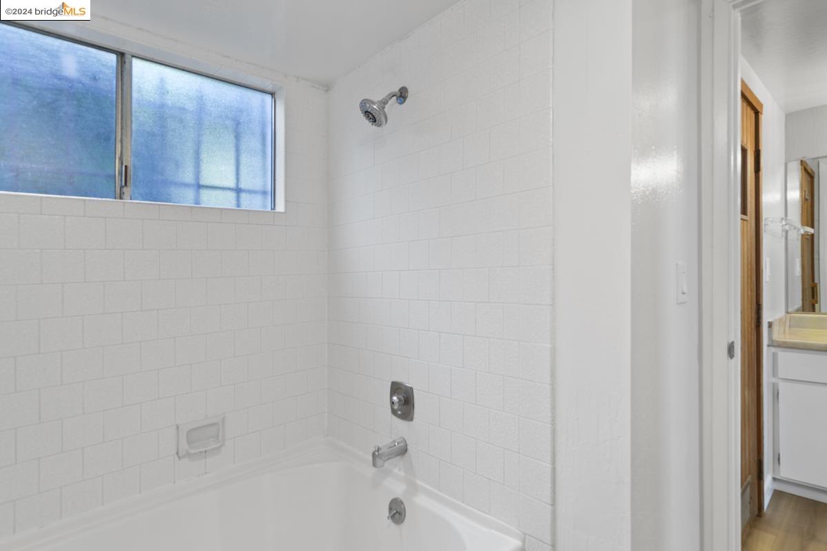 2850 Georgia St
