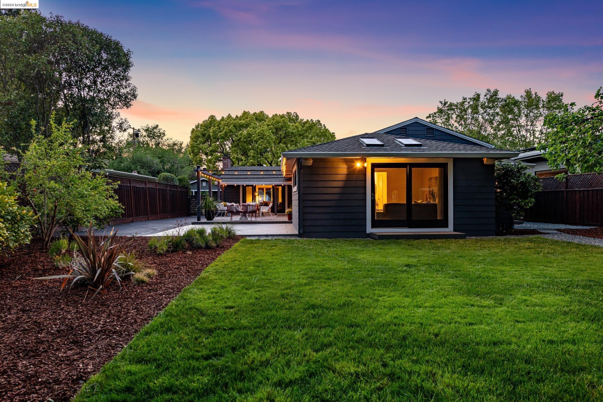 141 Camelia Ln