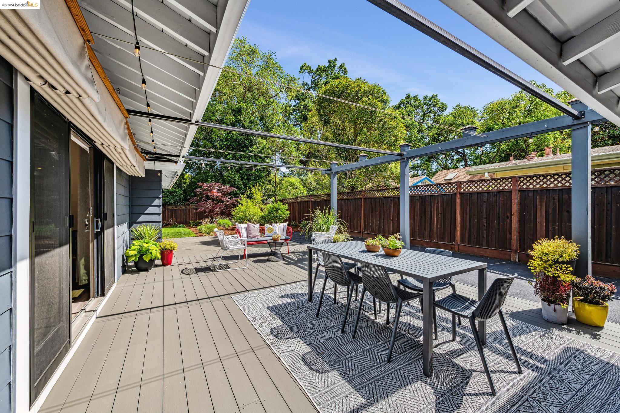 141 Camelia Ln
