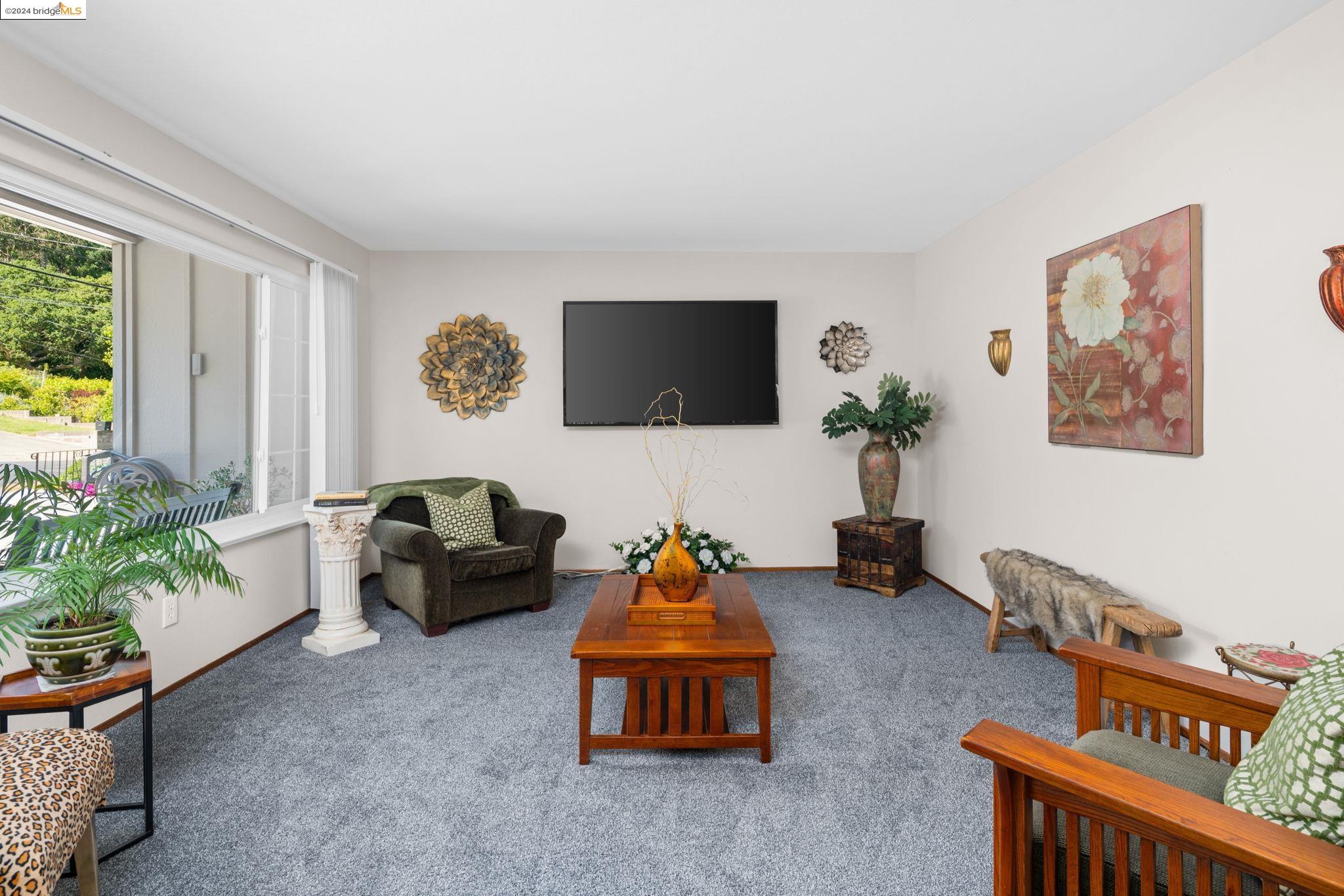 5412 Sobrante Ave