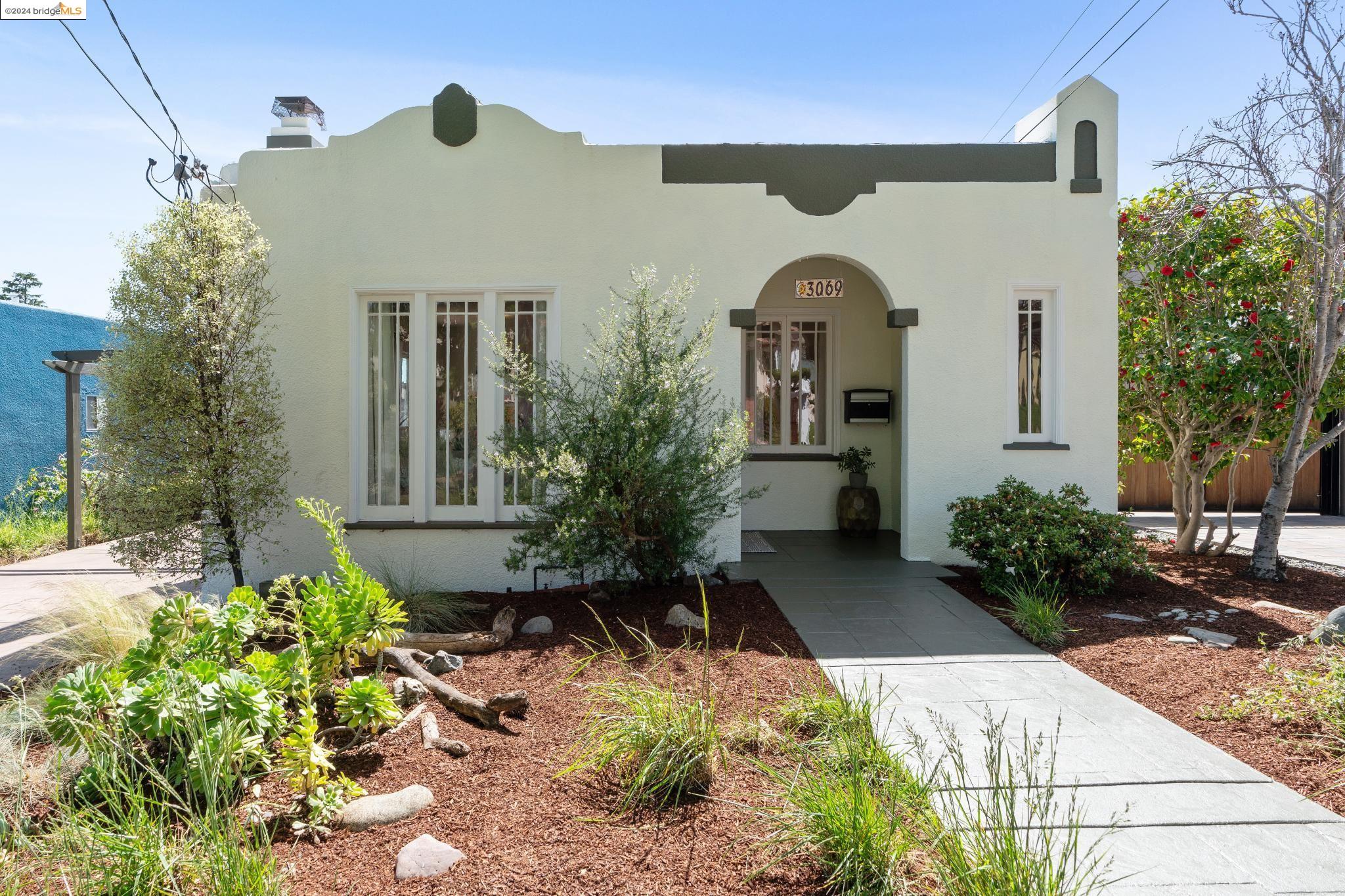 3069 California St