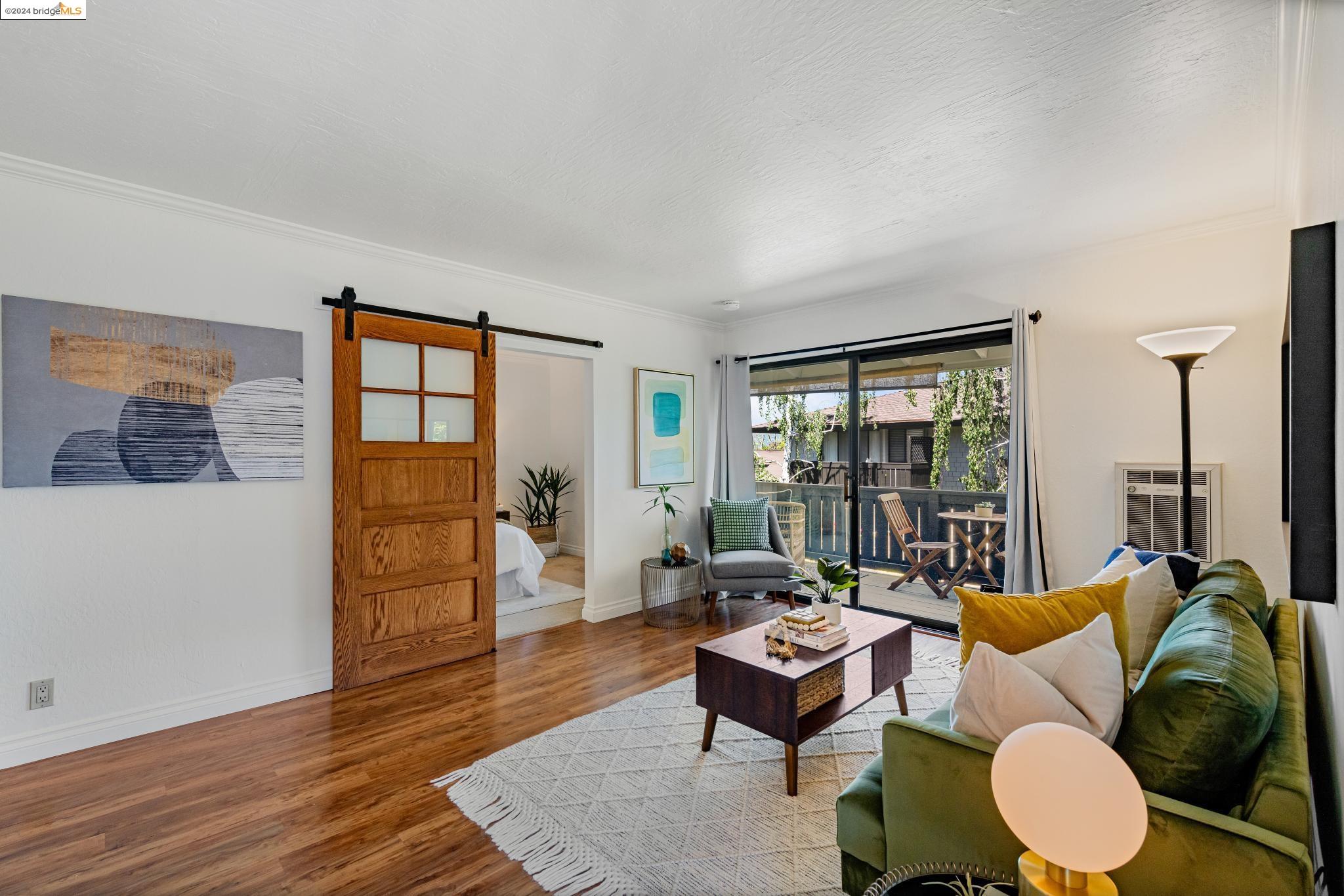 1435 Marchbanks Drive # 8