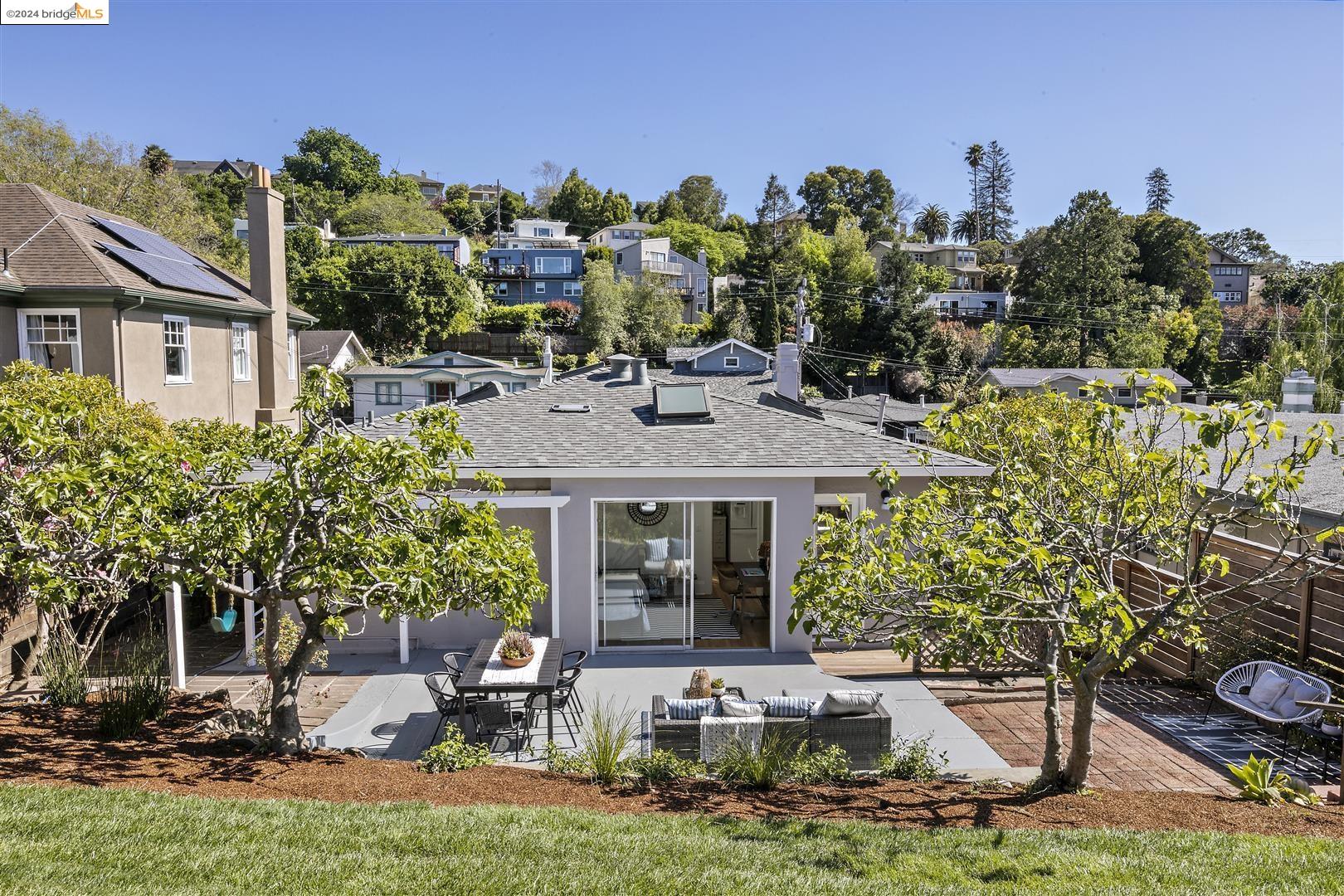 694 Walavista