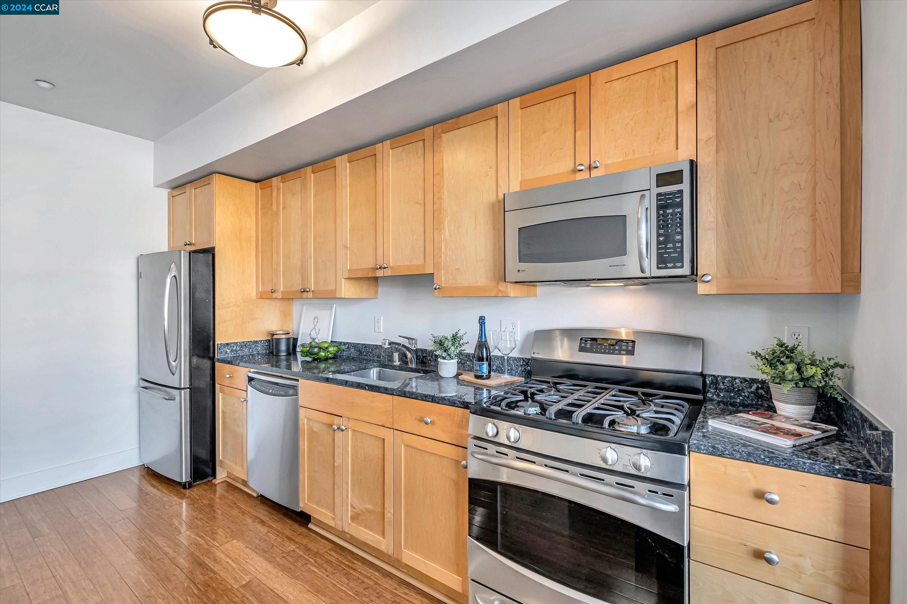 4395 Piedmont Ave # O206