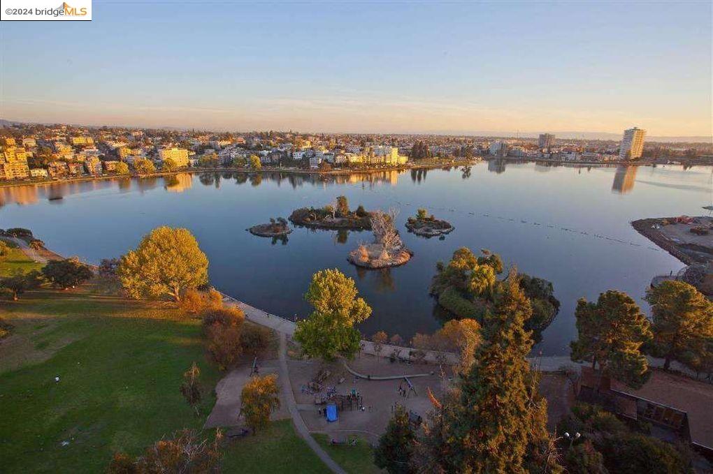 1 Lakeside Dr # 1804