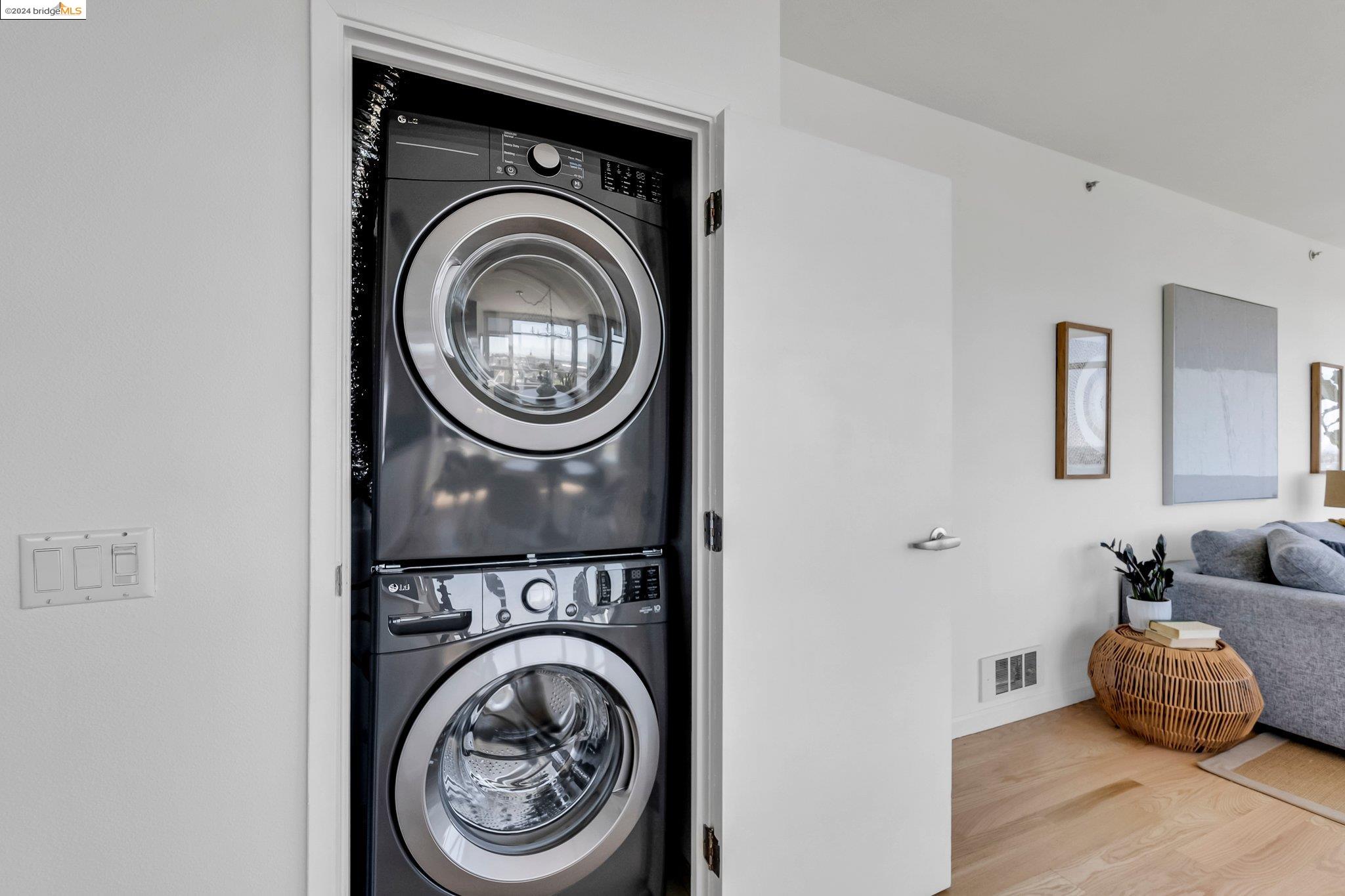 1 Lakeside Dr # 1804