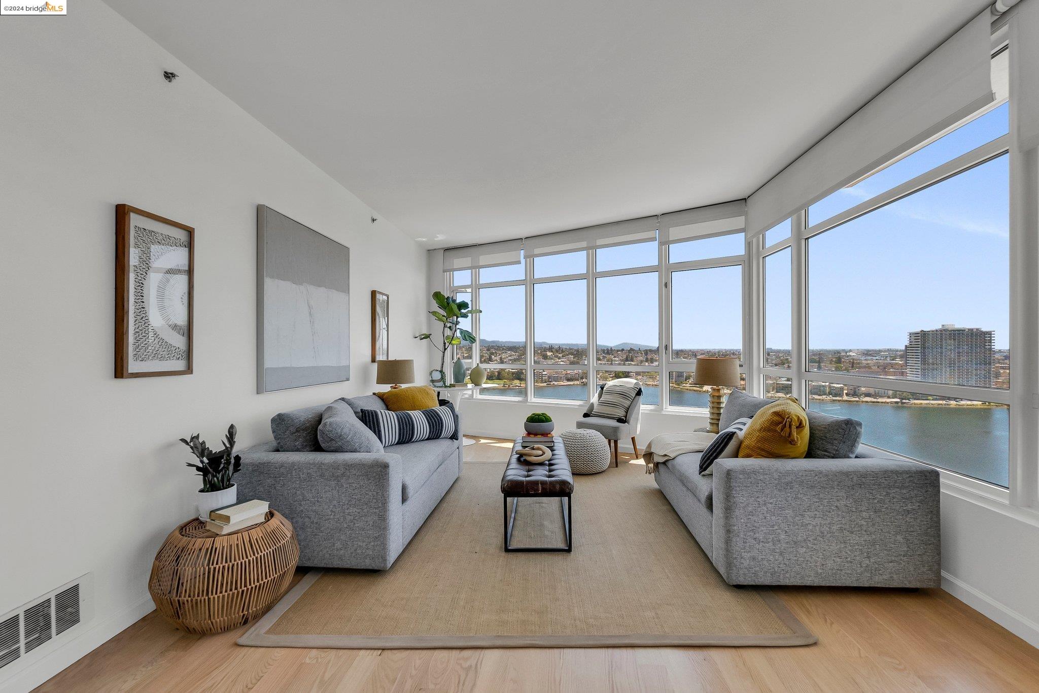 1 Lakeside Dr # 1804