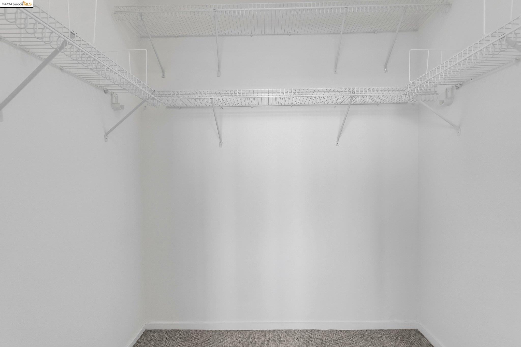 1 Lakeside Dr # 1804