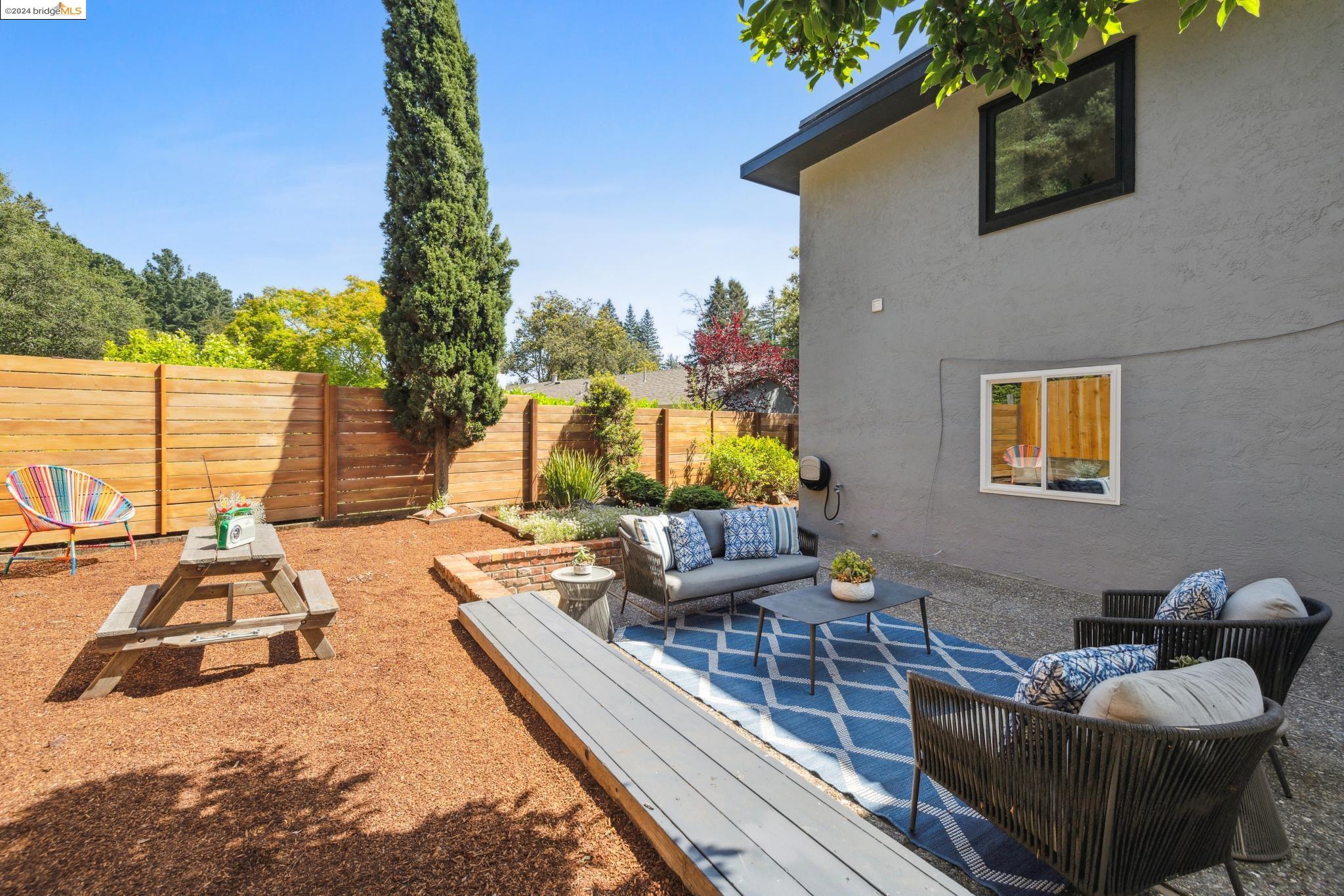 5798 Balmoral Drive