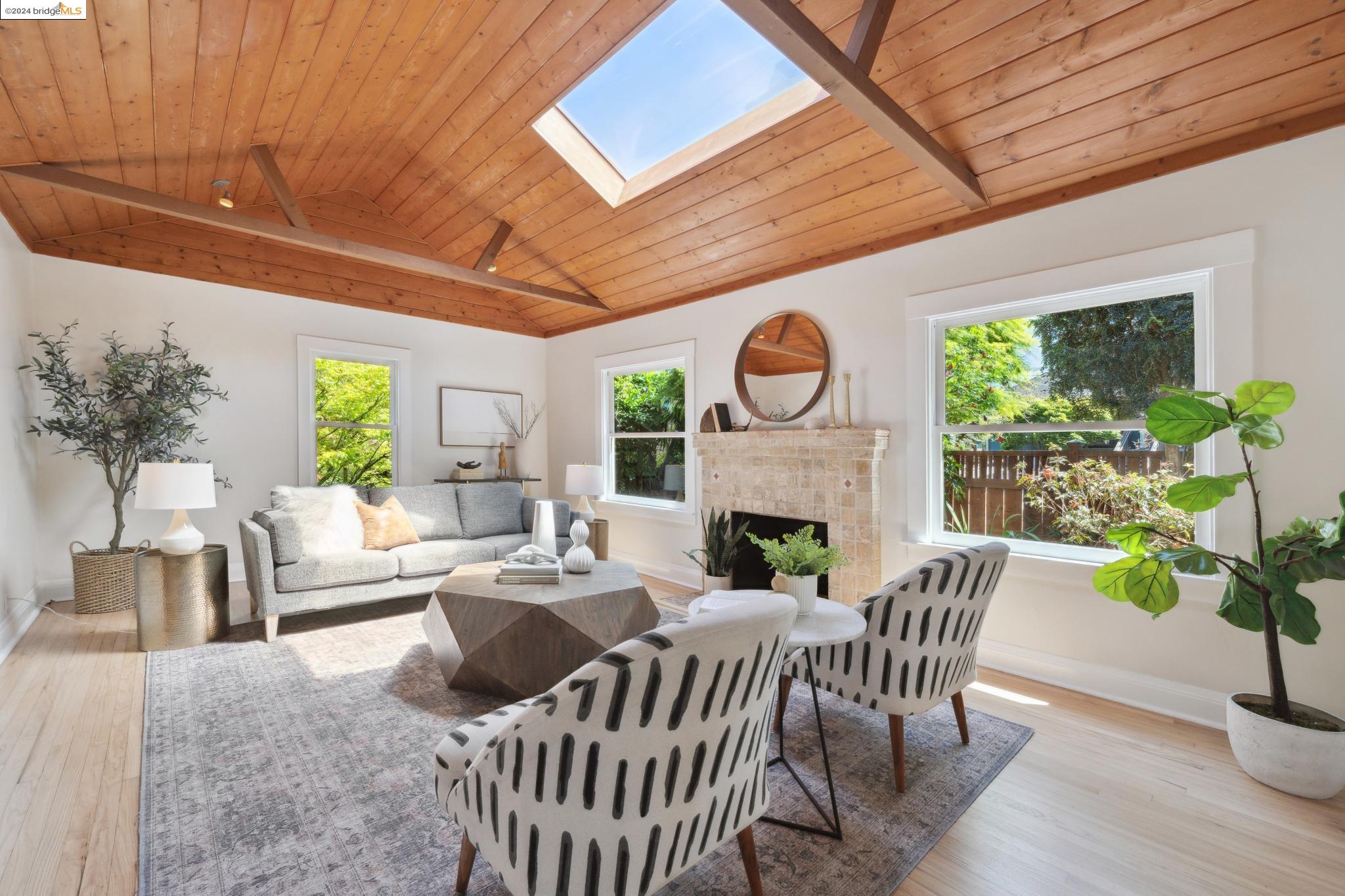 1626 Chestnut Street