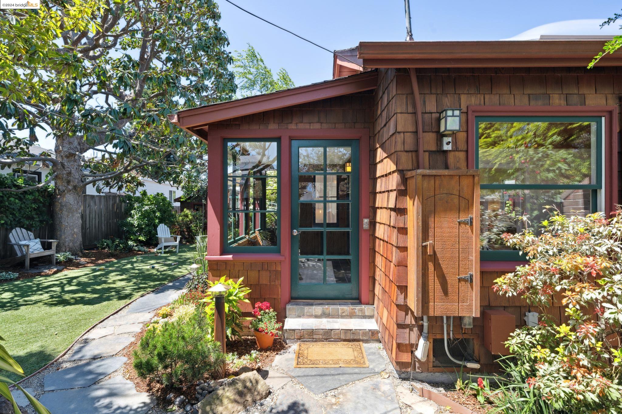 1626 Chestnut Street