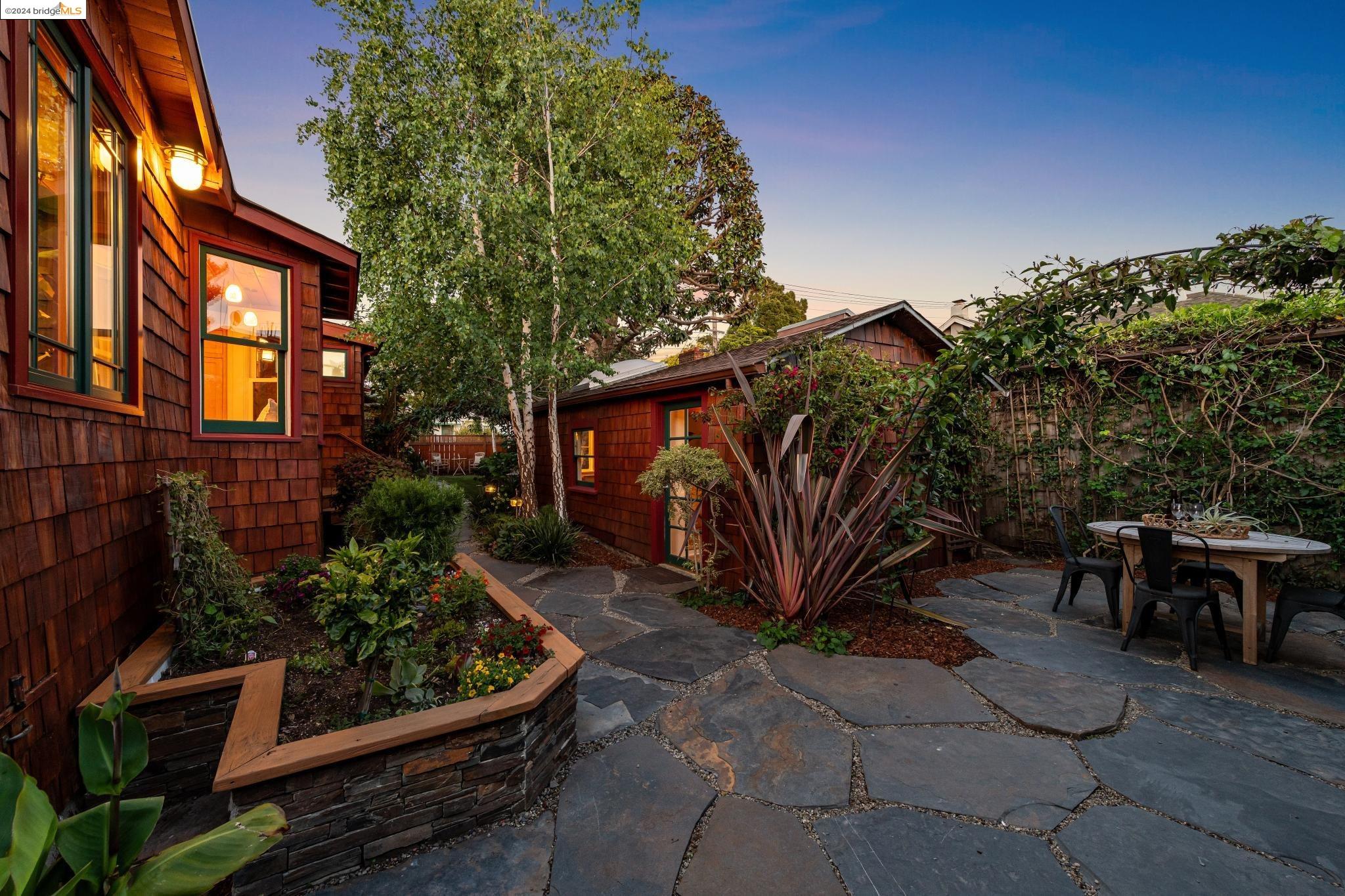 1626 Chestnut Street