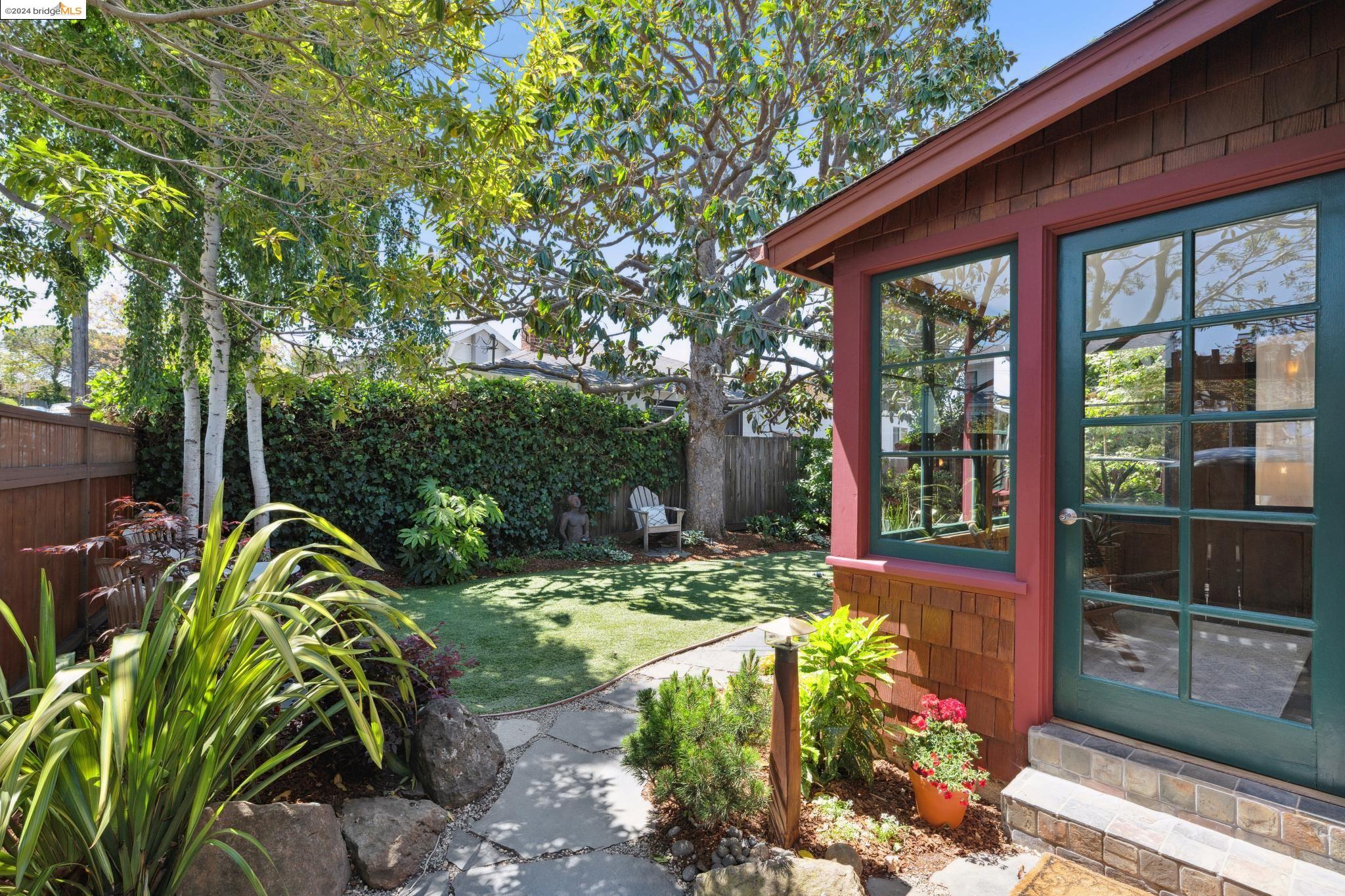 1626 Chestnut Street