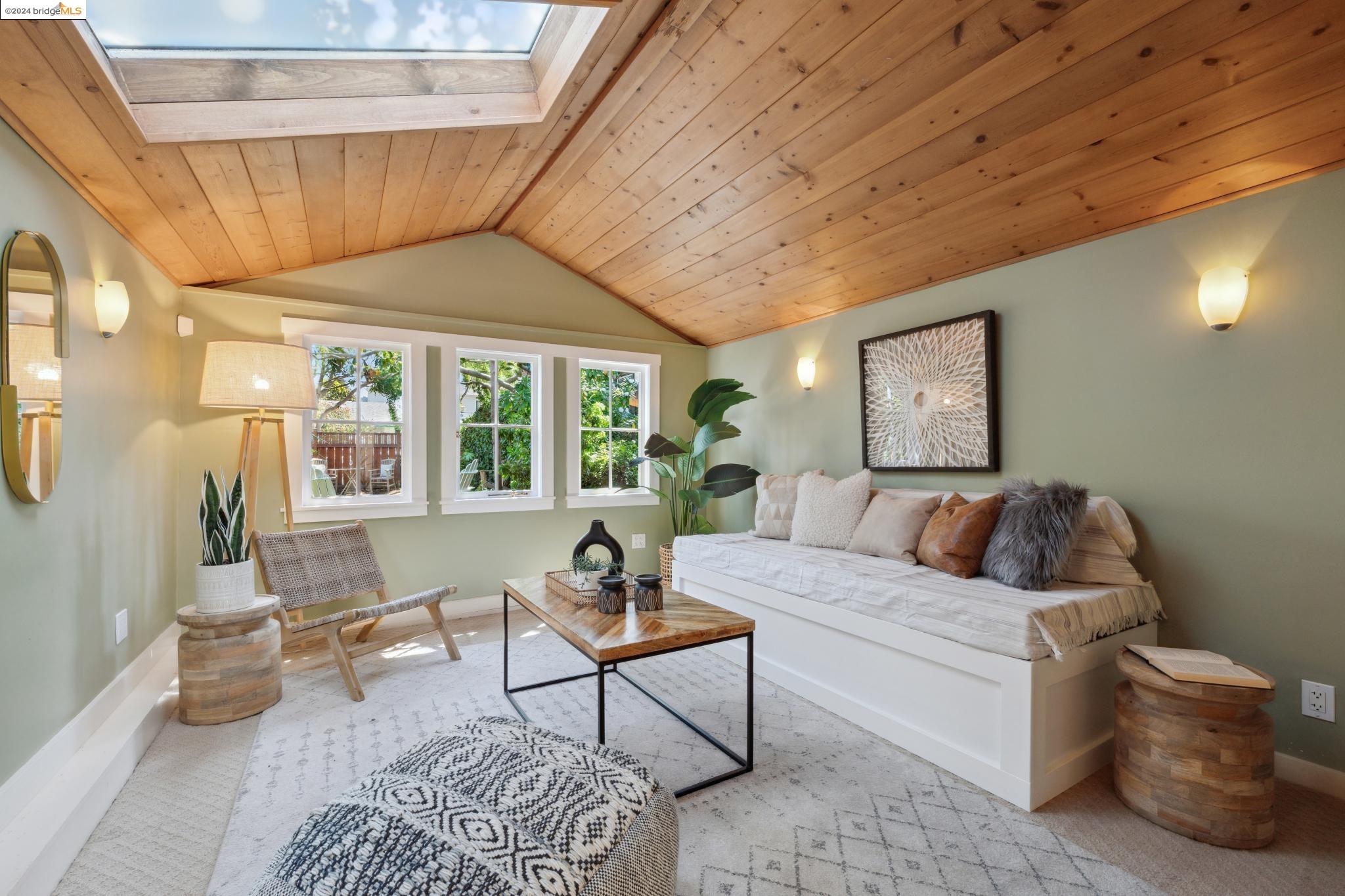 1626 Chestnut Street