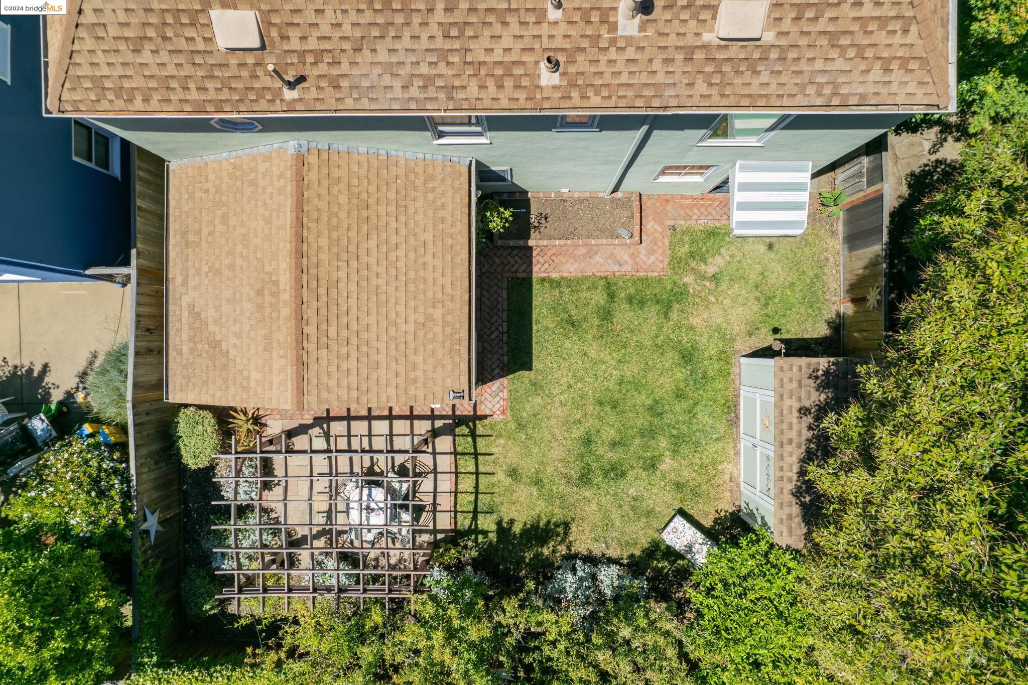 775 Collier Dr
