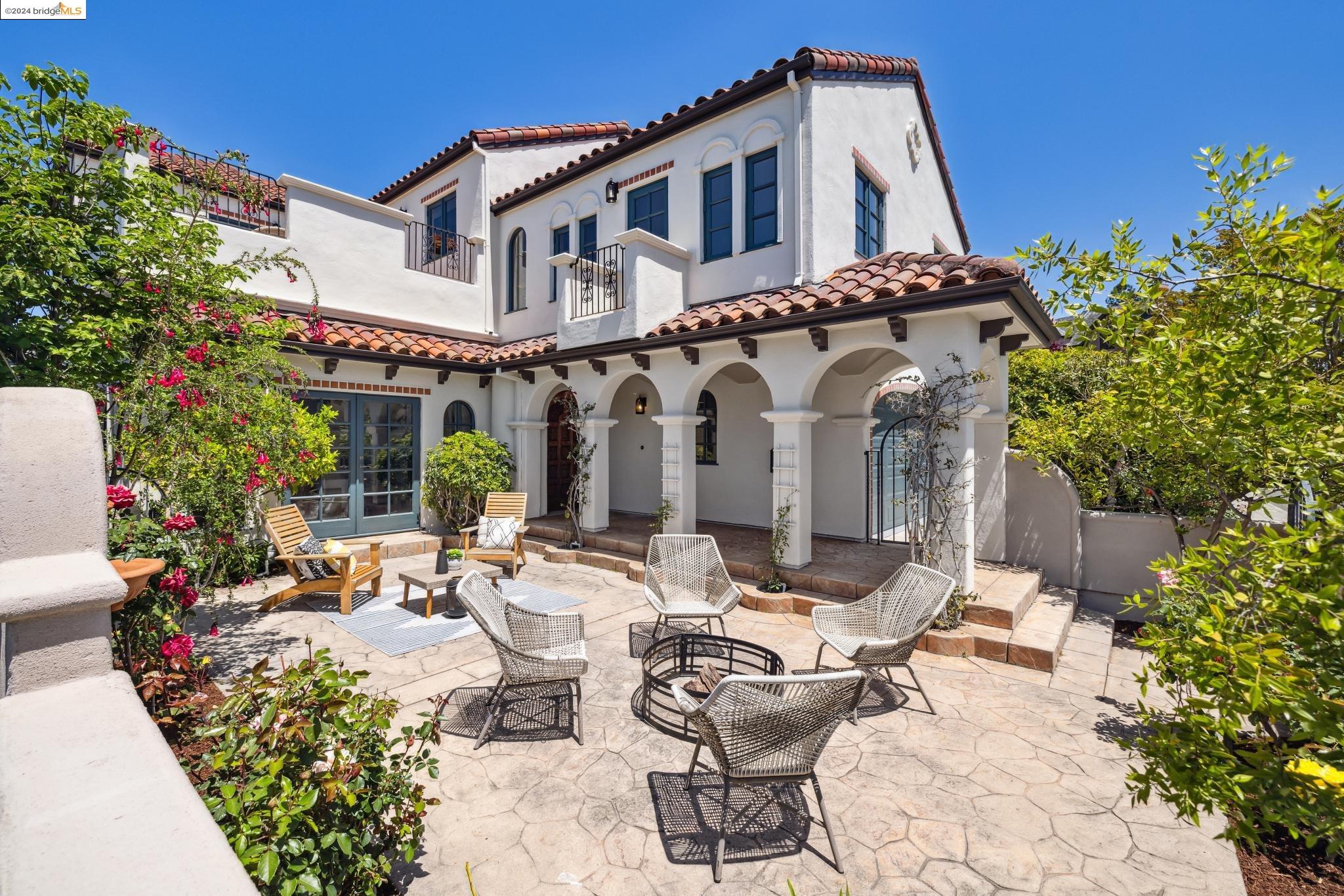 5866 Buena Vista Ave