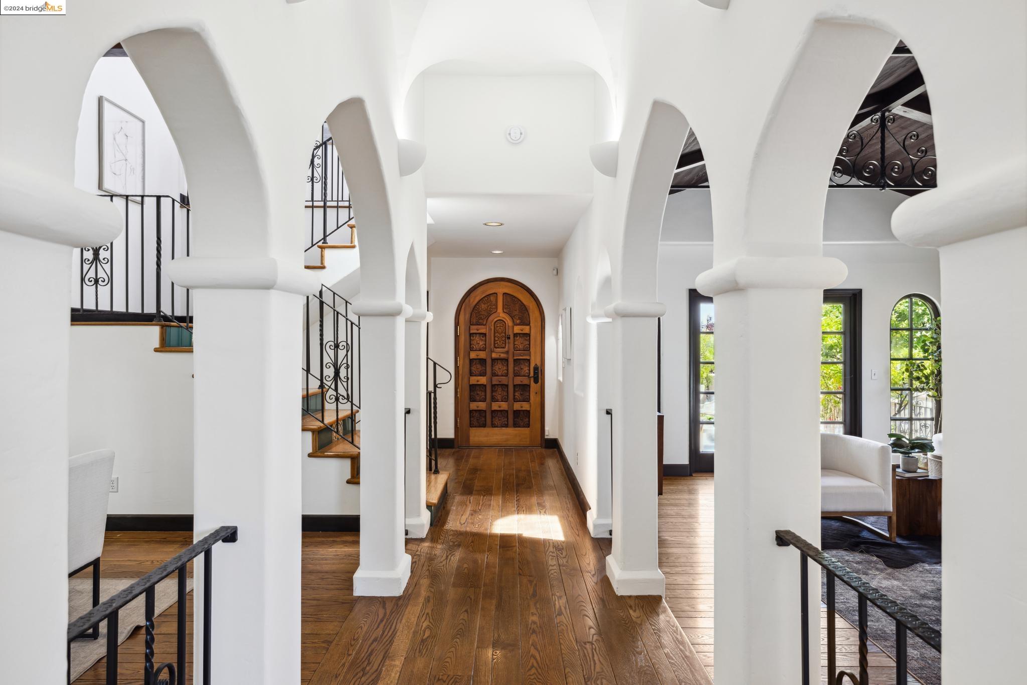 5866 Buena Vista Ave