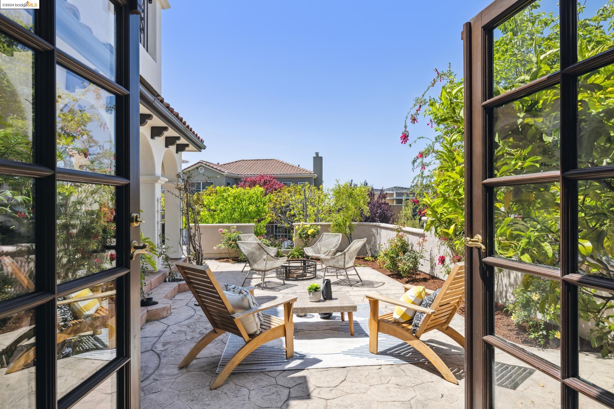 5866 Buena Vista Ave