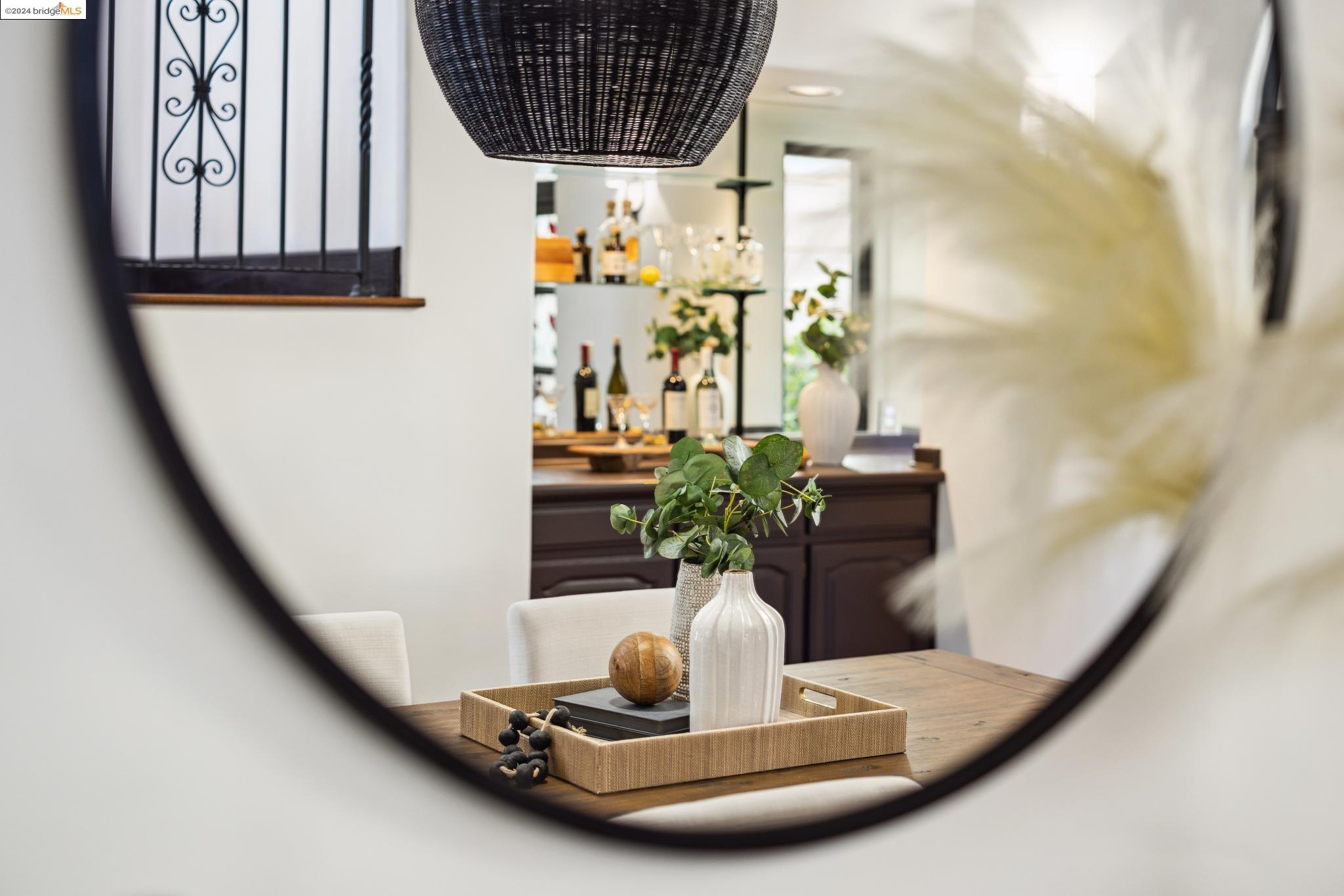 5866 Buena Vista Ave