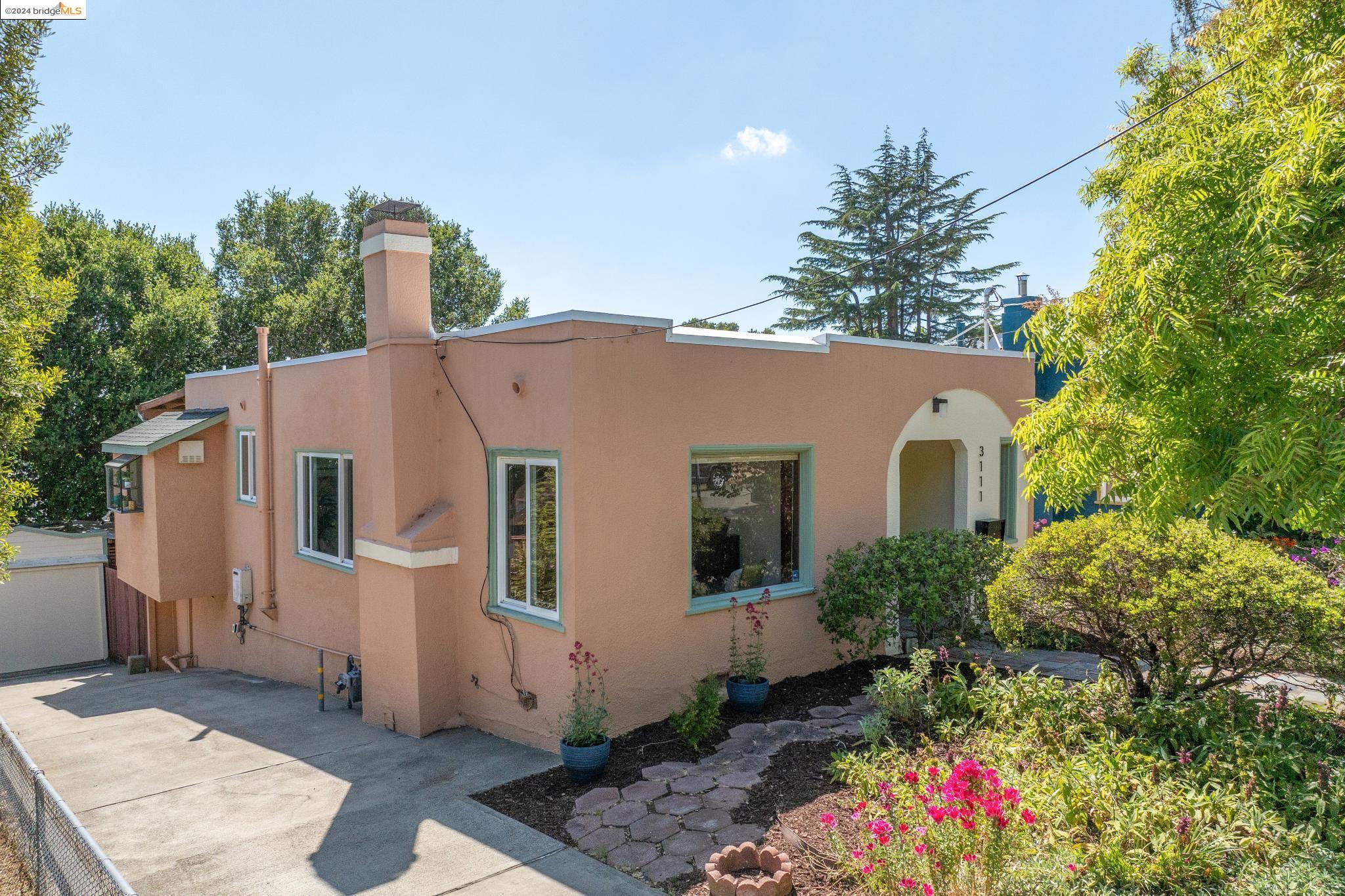 3111 California St