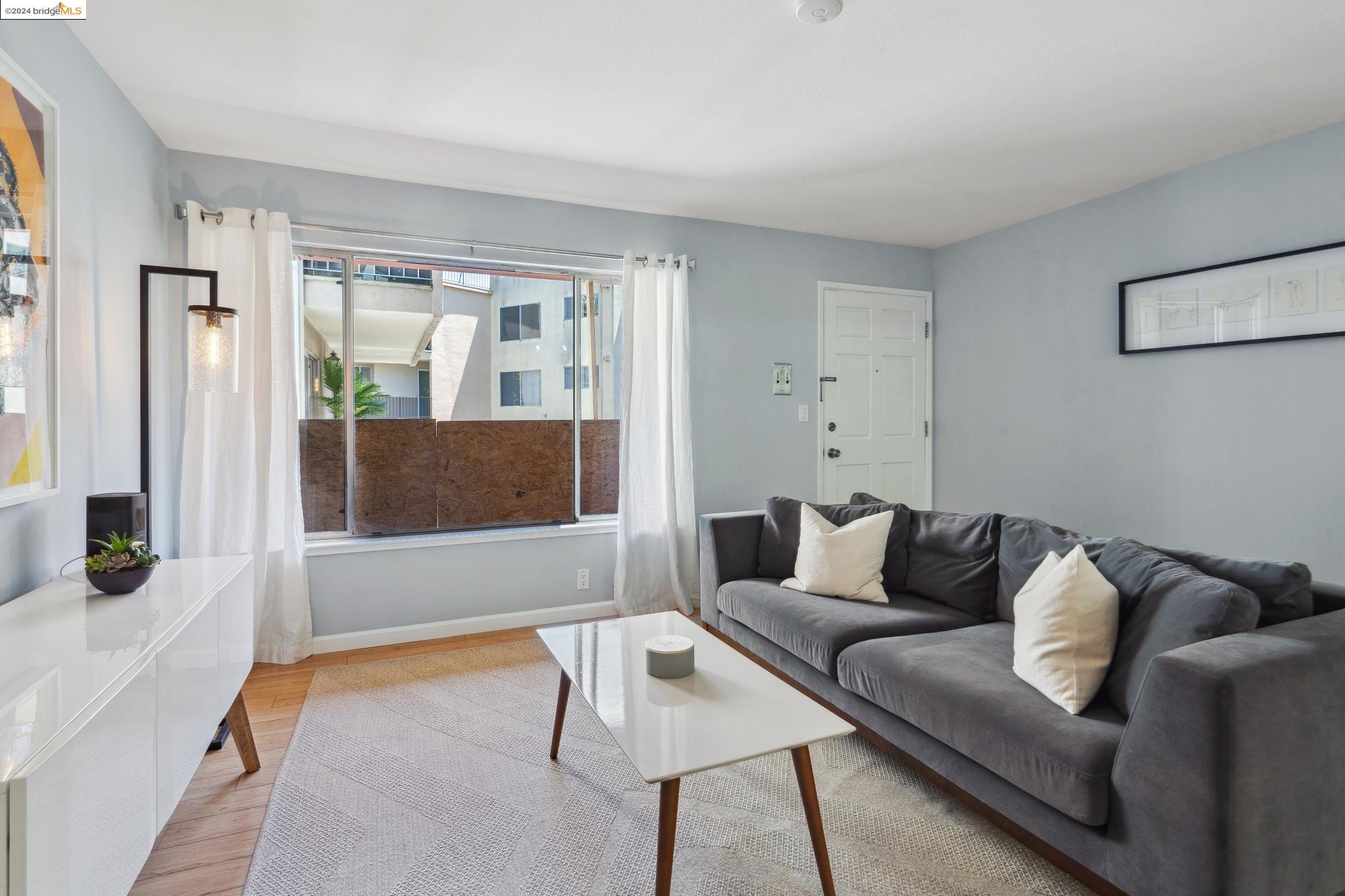 280 Park View Ter