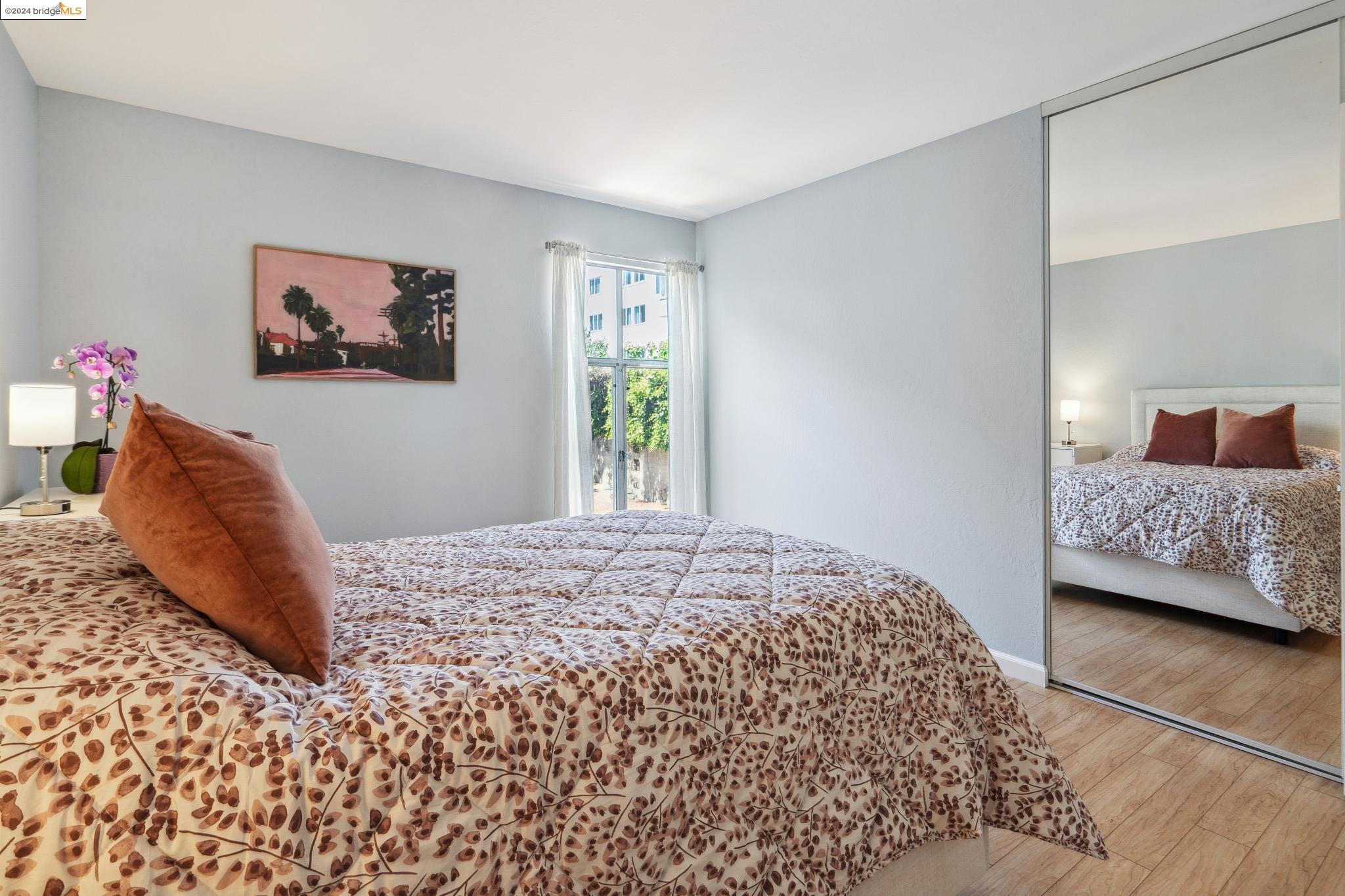 280 Park View Ter