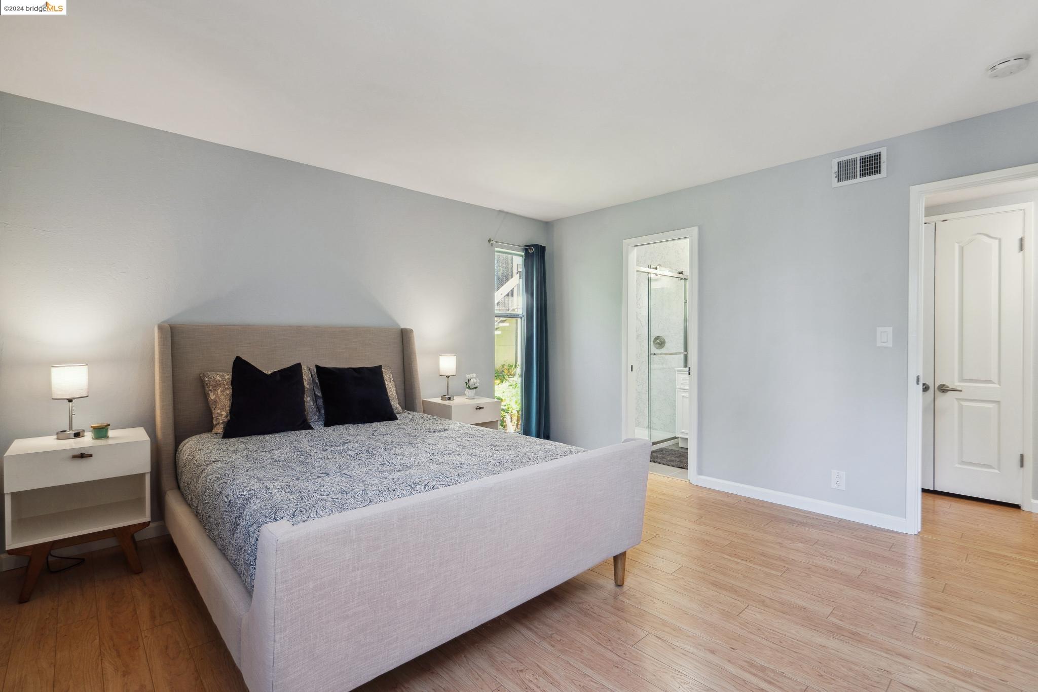 280 Park View Ter