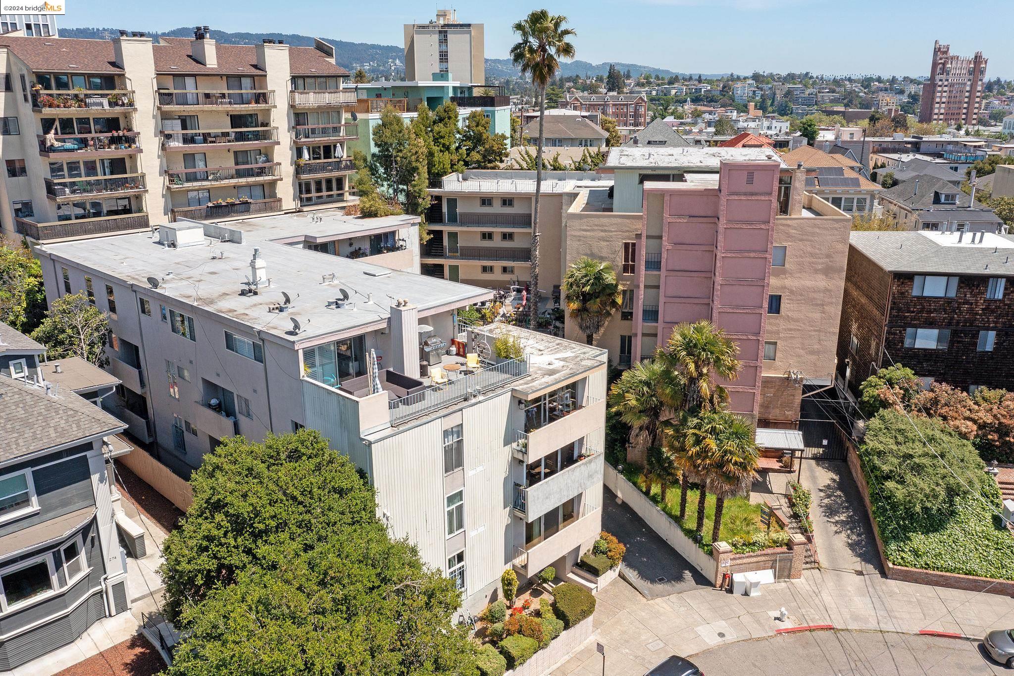 280 Park View Ter
