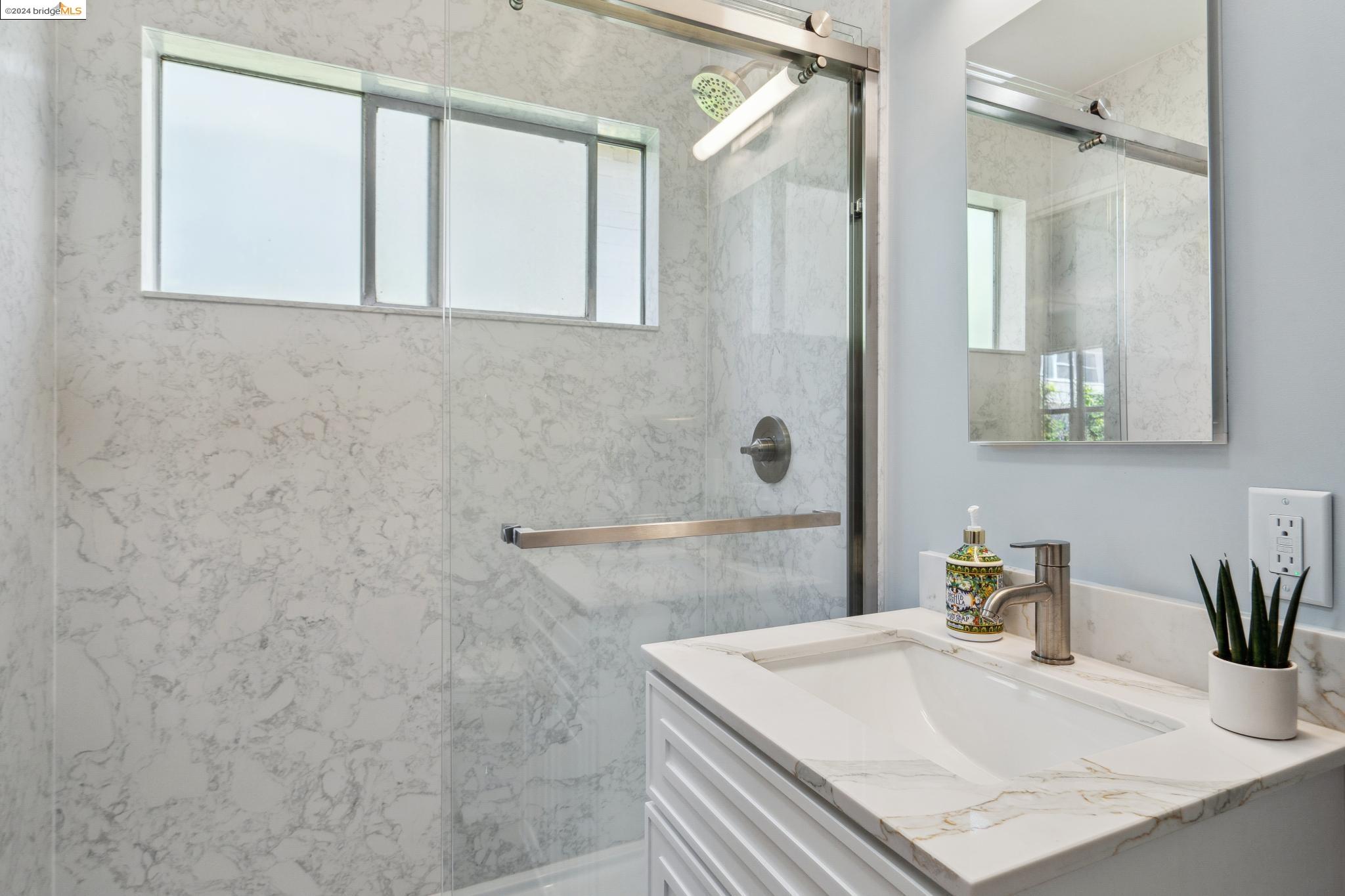 280 Park View Ter