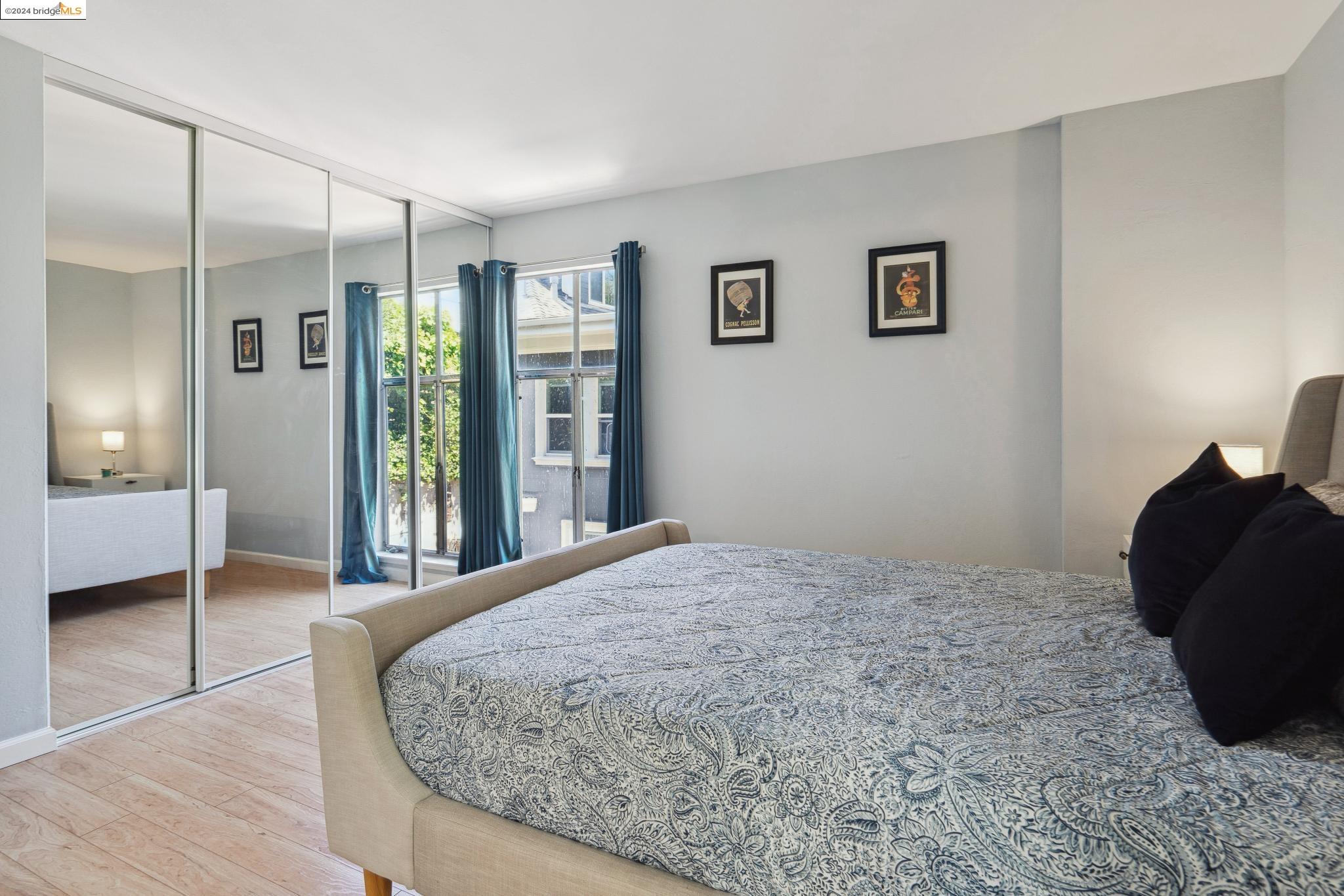 280 Park View Ter