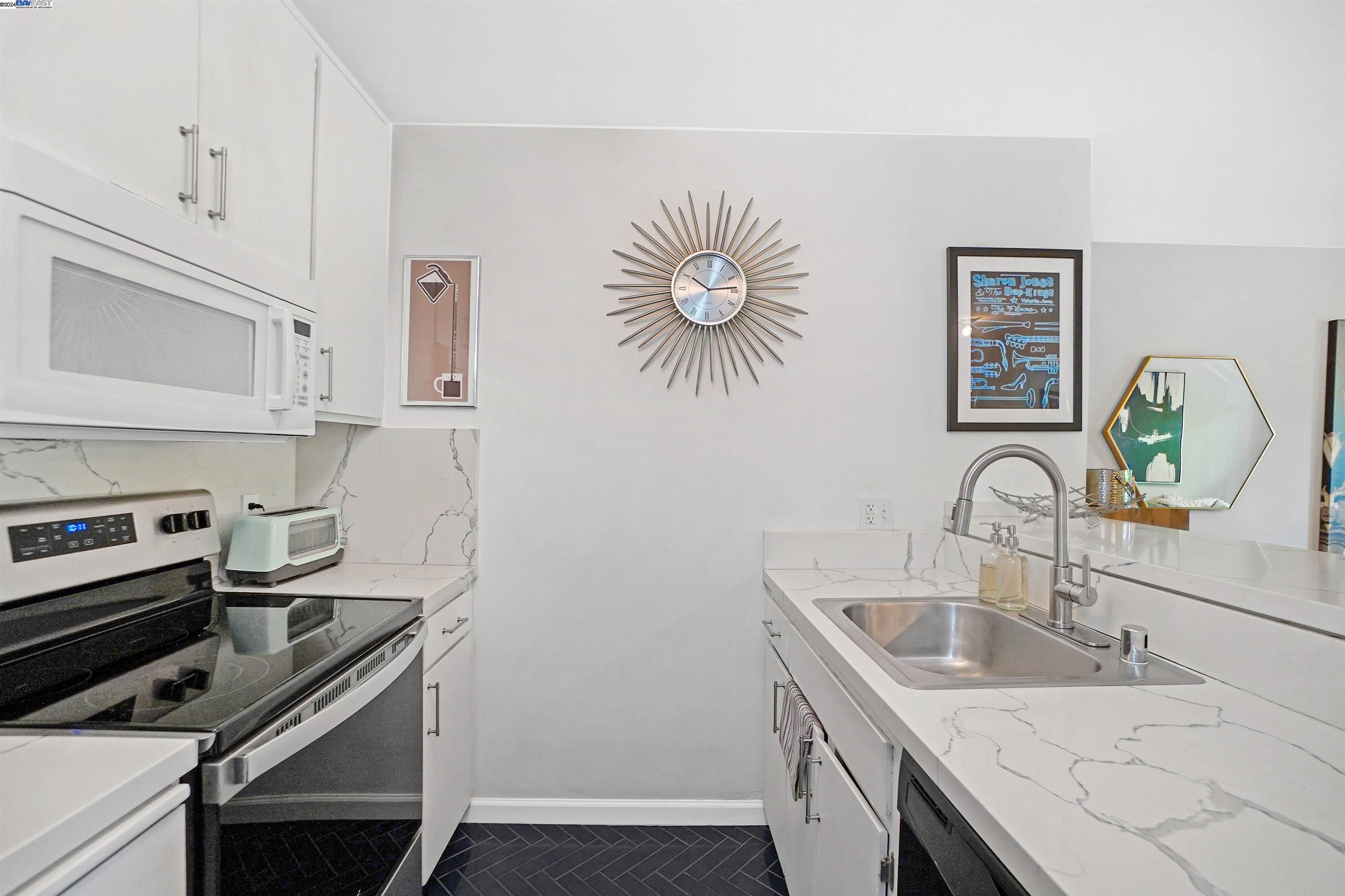 377 Palm Avenue # 201