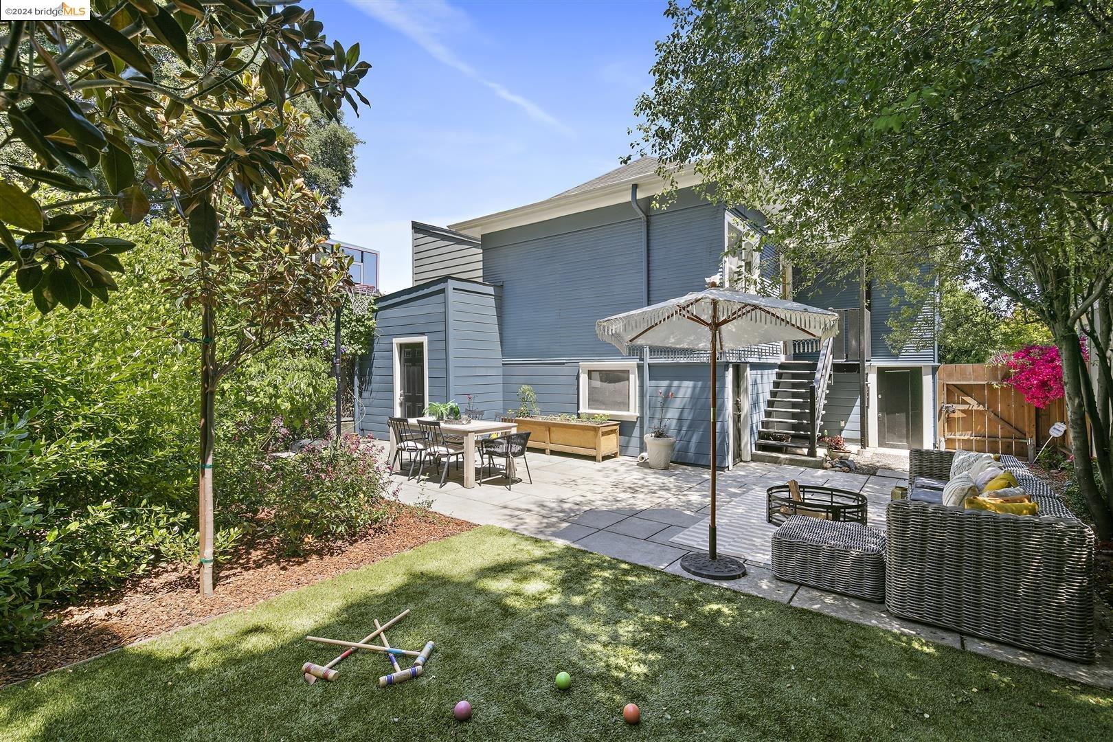 5439 Locksley Ave