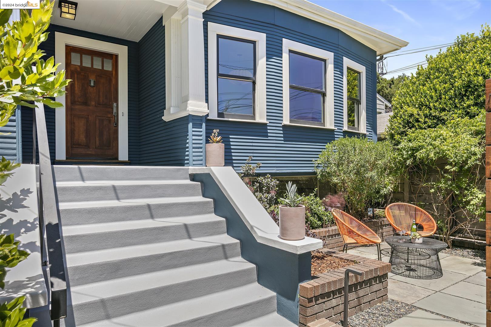 5439 Locksley Ave
