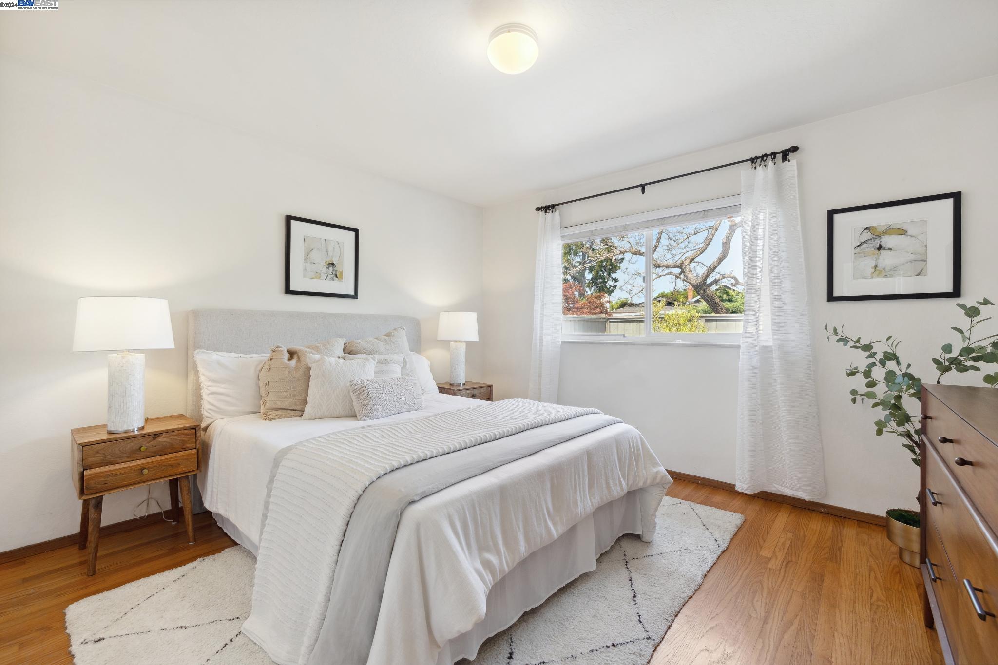1053 Island Drive