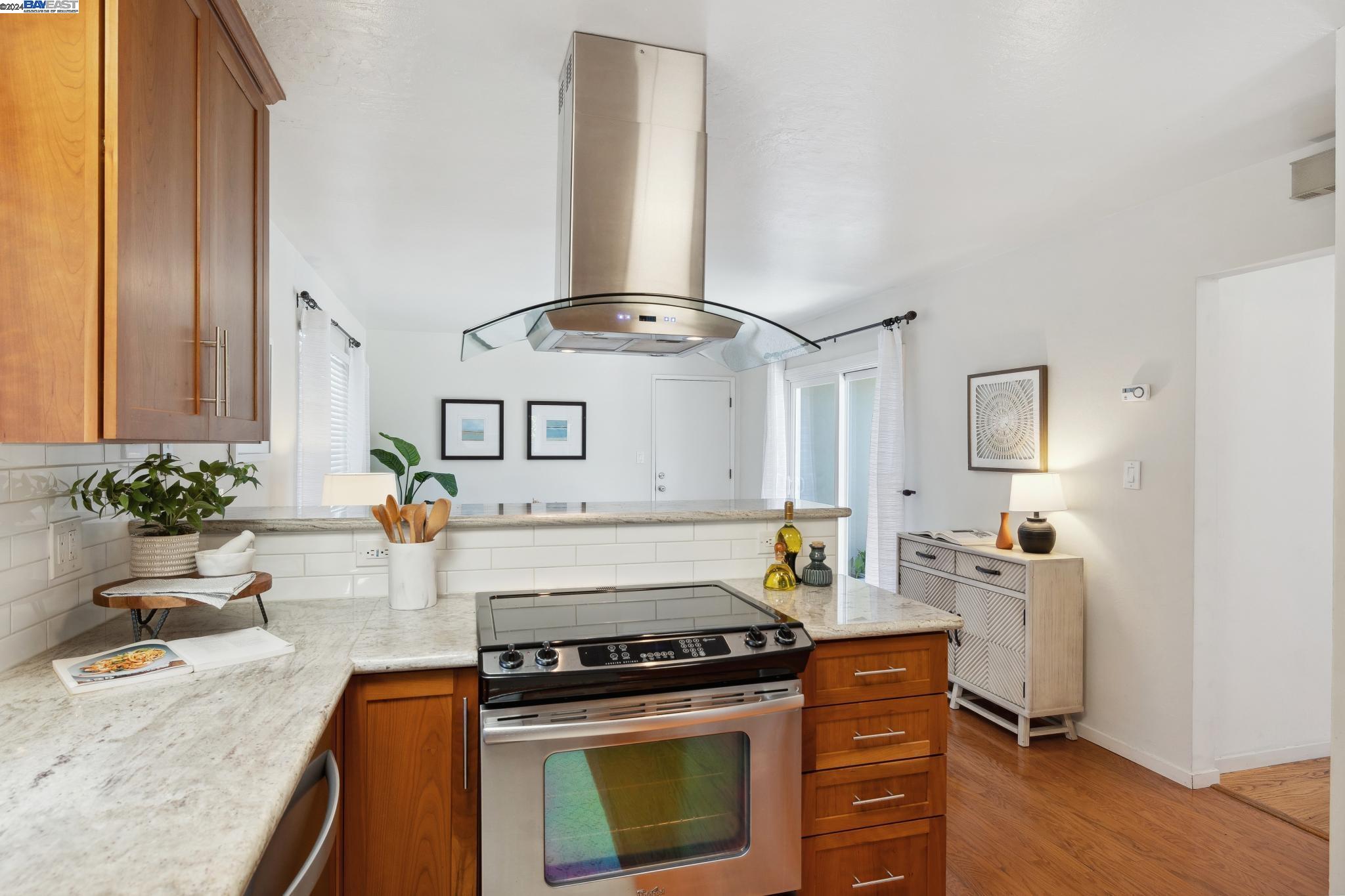 1053 Island Drive