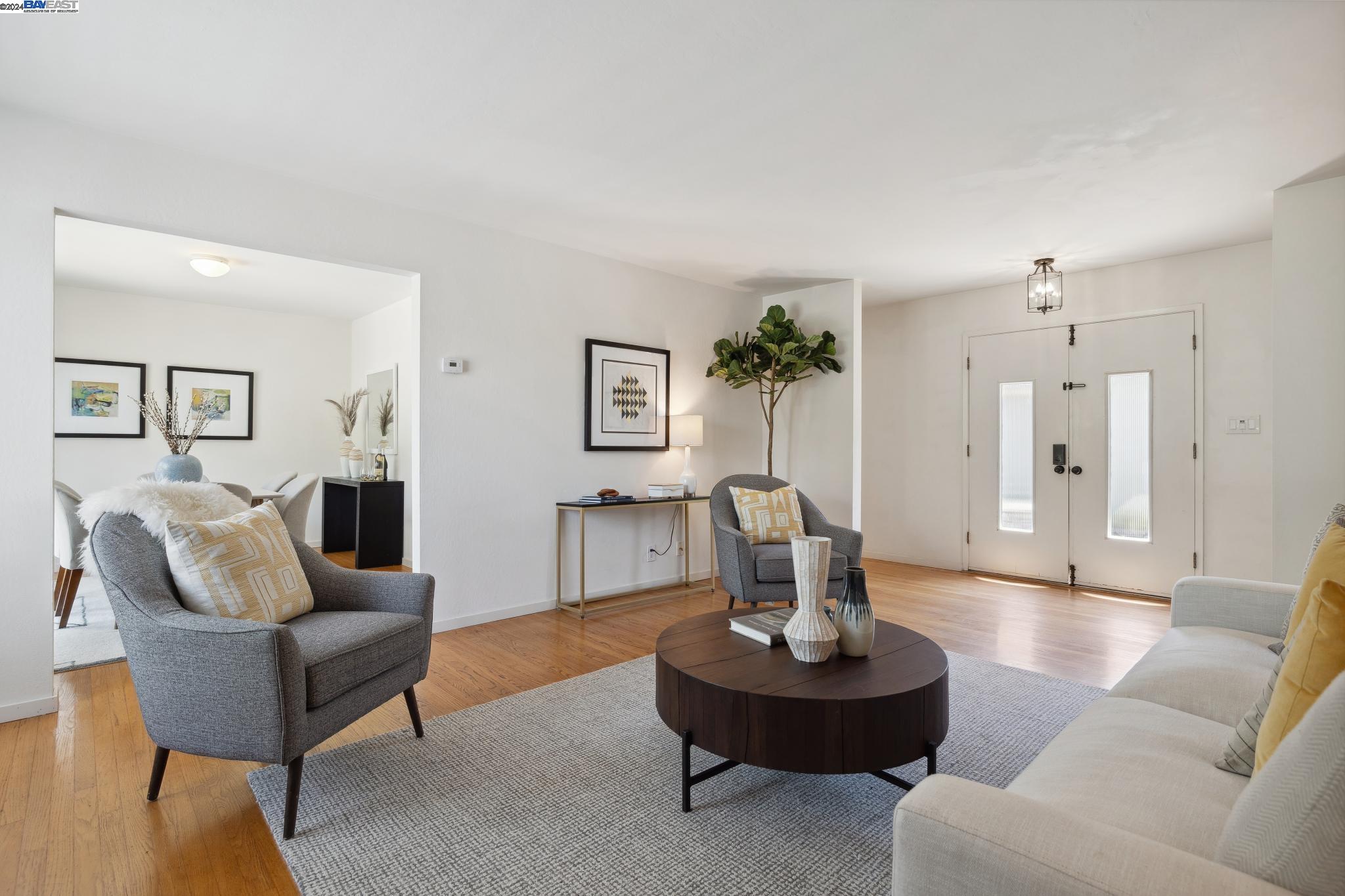 1053 Island Drive