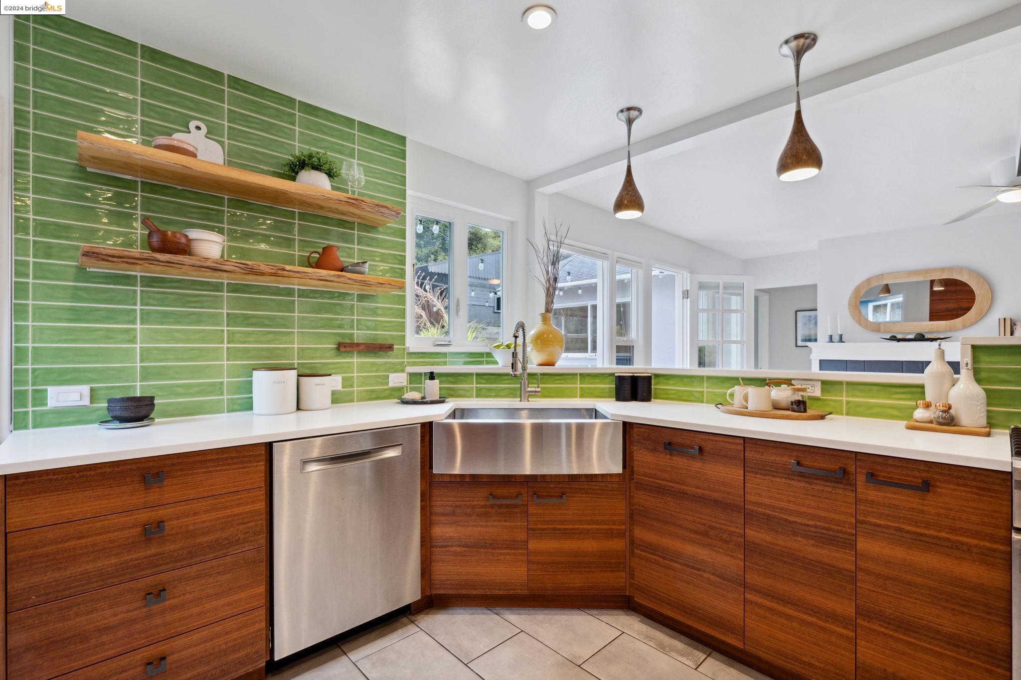 3056 Brookfield